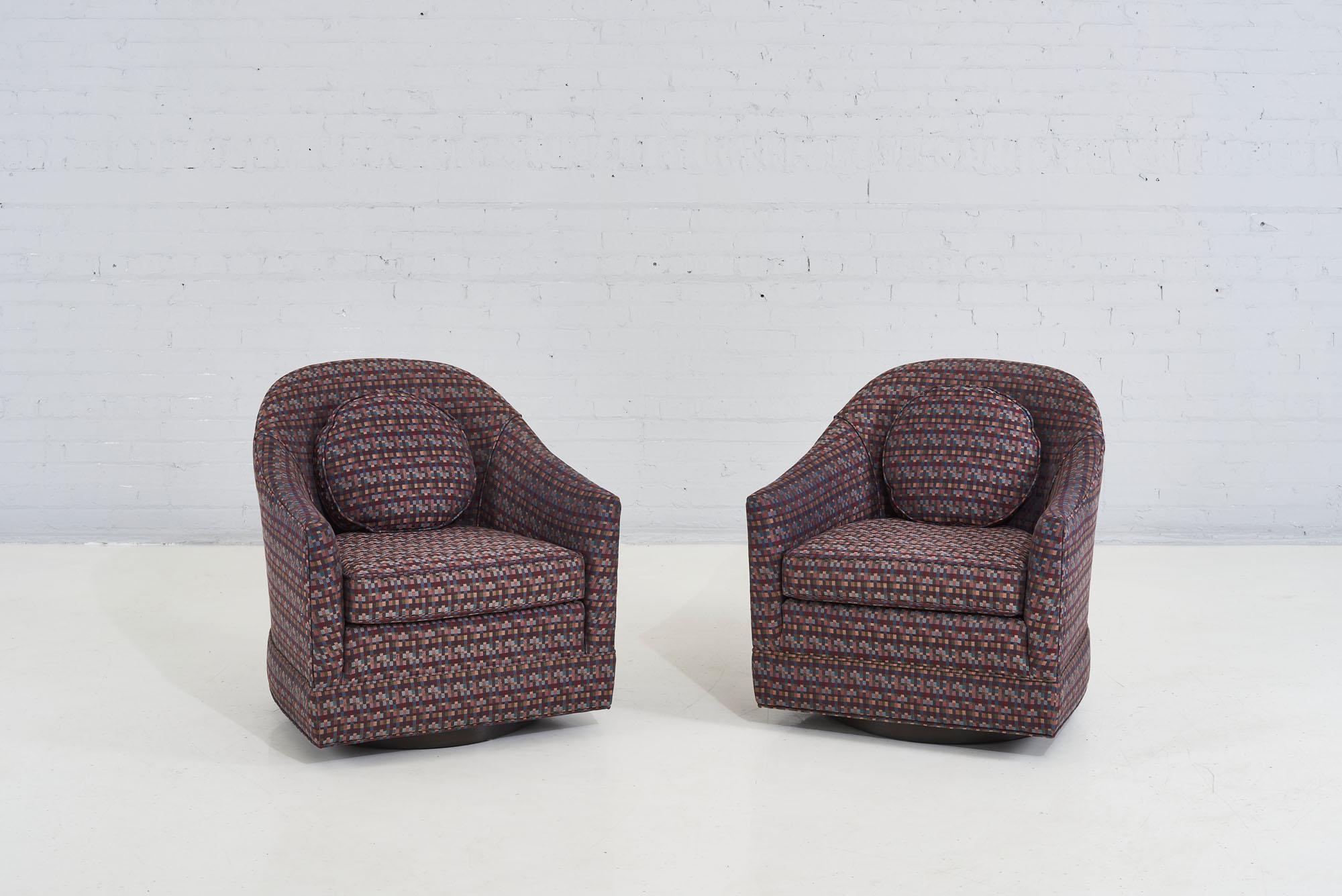Harvey Probber Swivel Lounge Chairs, 1980 In Good Condition In Chicago, IL
