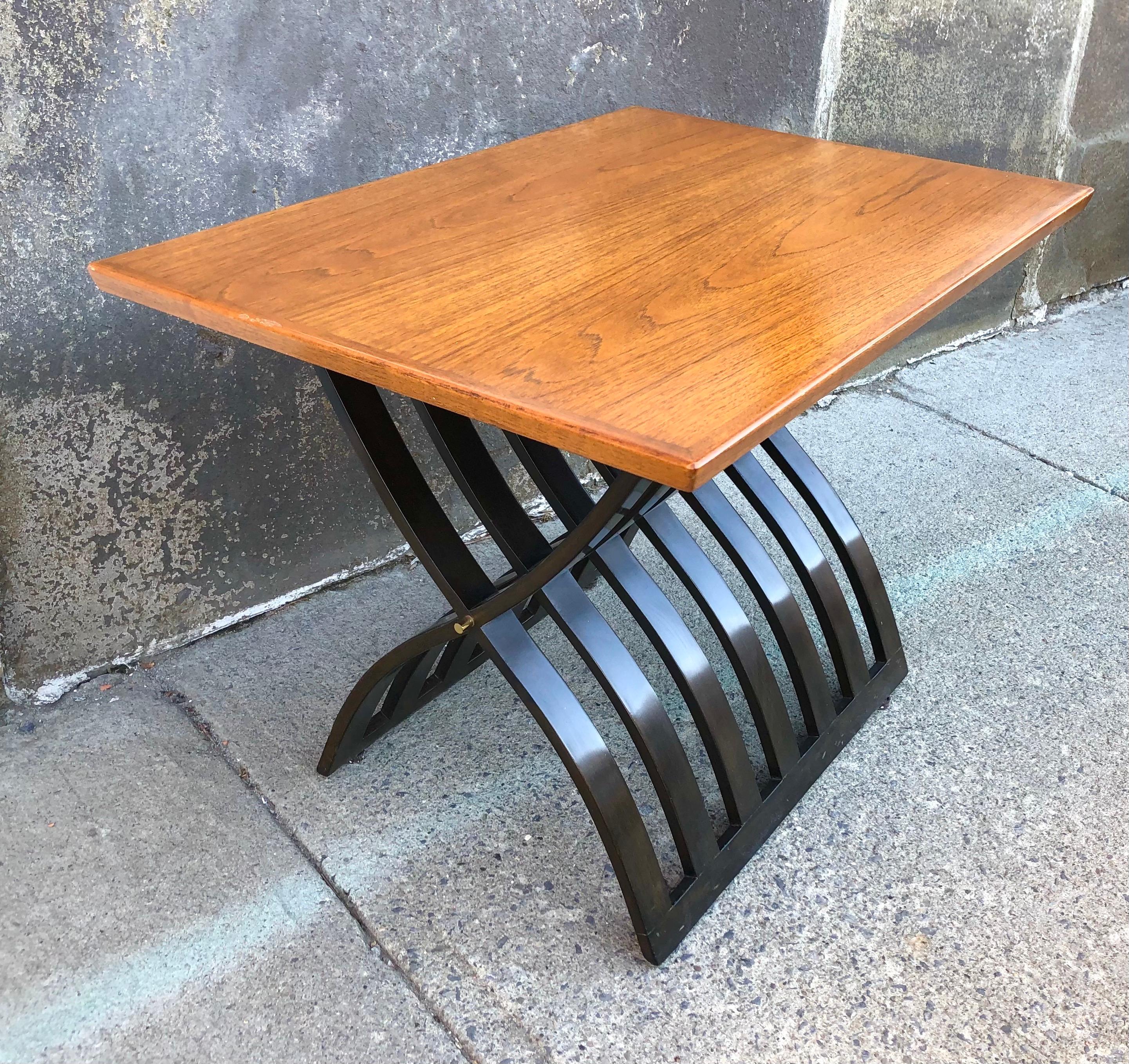 Mid-Century Modern Harvey Probber Teak and Mahogany Side Table For Sale