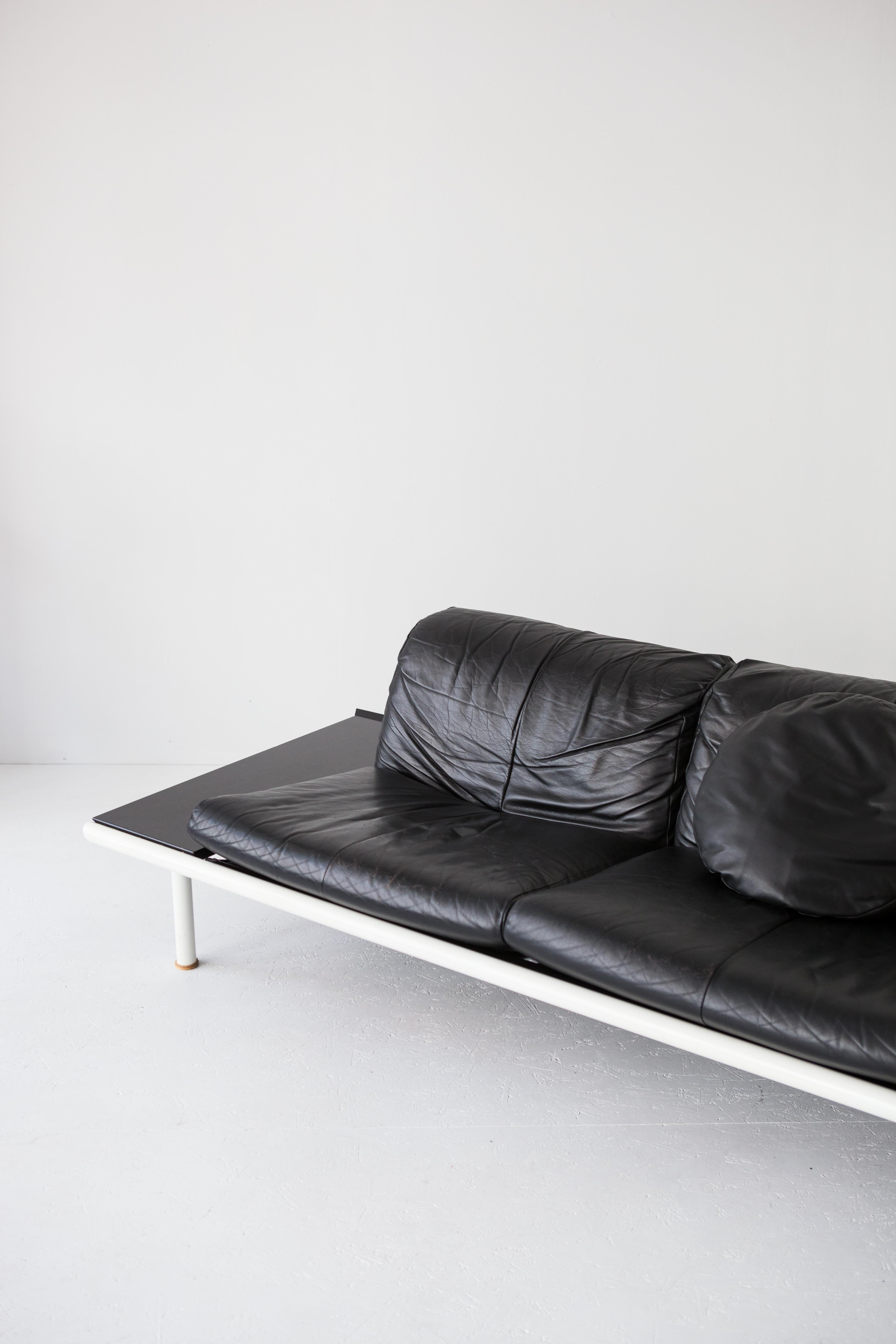 Dutch Harvink 'Mission' 2-seater sofa