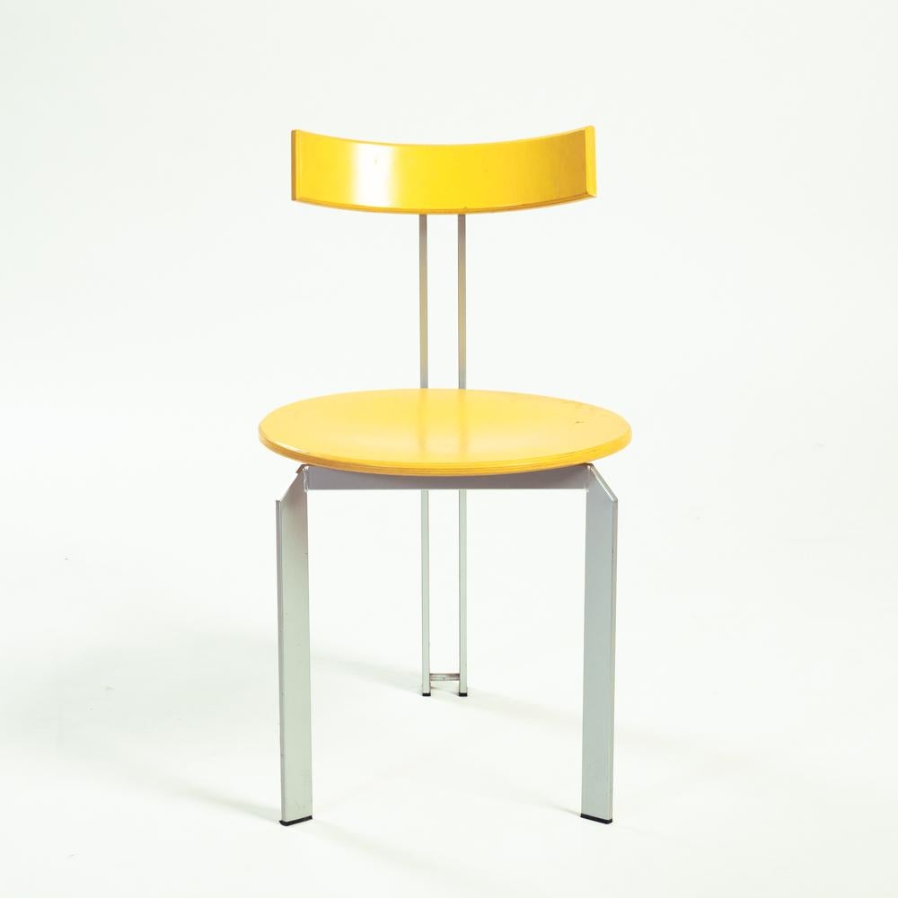 Harvink Zeta postmodern Dutch design chair, set of 2, 1980s In Good Condition In Zevenaar, NL