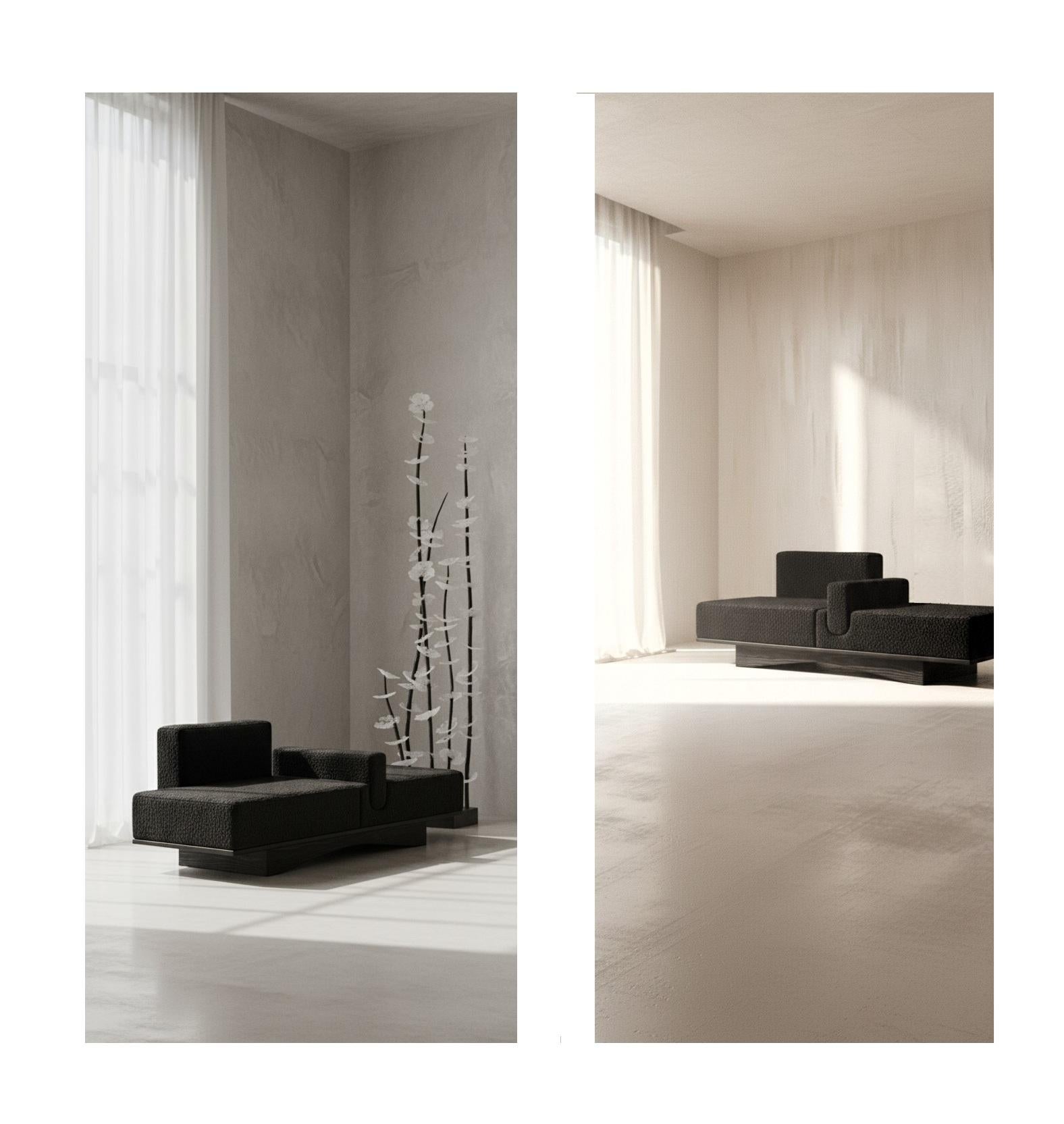 Hashi Bench - Architektonische Liege aus gebrannter Eiche und schwarzem Boucle - Sidani Design (21. Jahrhundert und zeitgenössisch) im Angebot