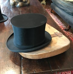 Hat Box and Chapeau Claque Paris, 19th Century