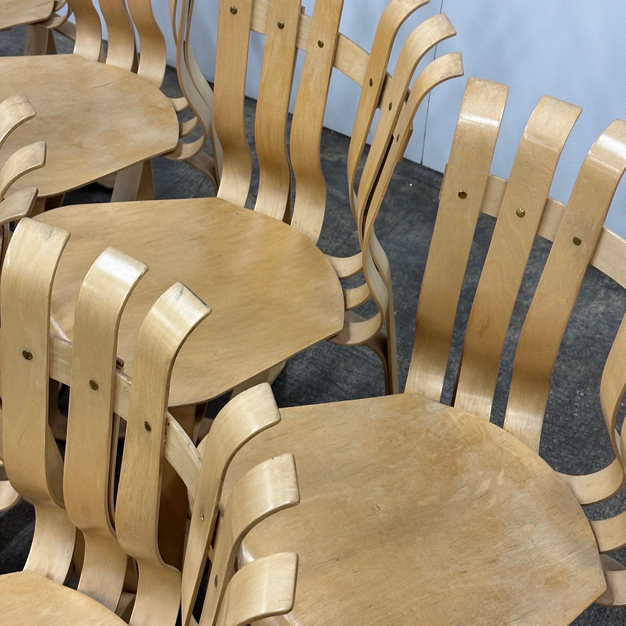 Hat Trick Chairs by Frank Gehry for Knoll In Good Condition For Sale In Chicago, IL