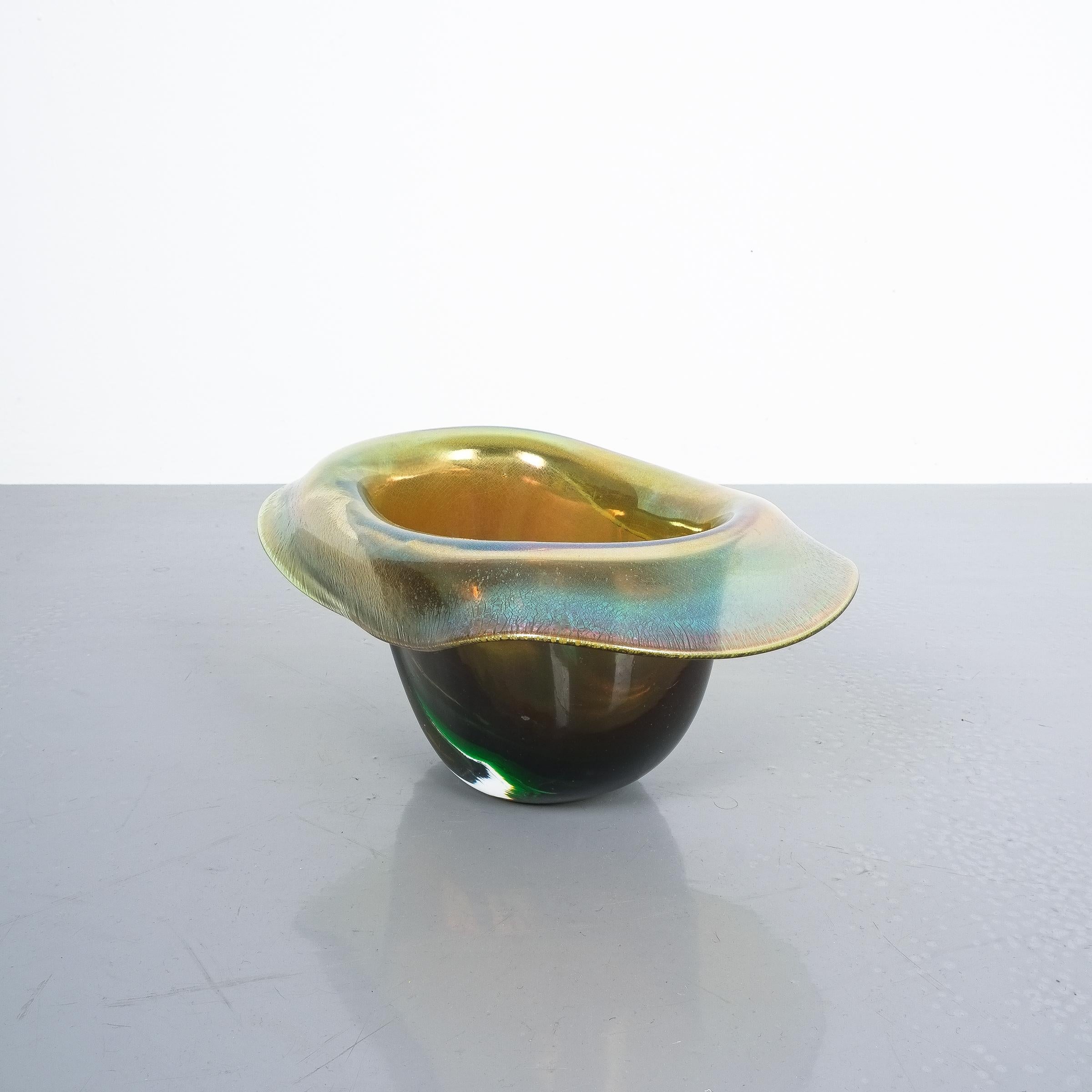 Hat Vase or Bowl Murano Glass, Italy, circa 1970 For Sale 2