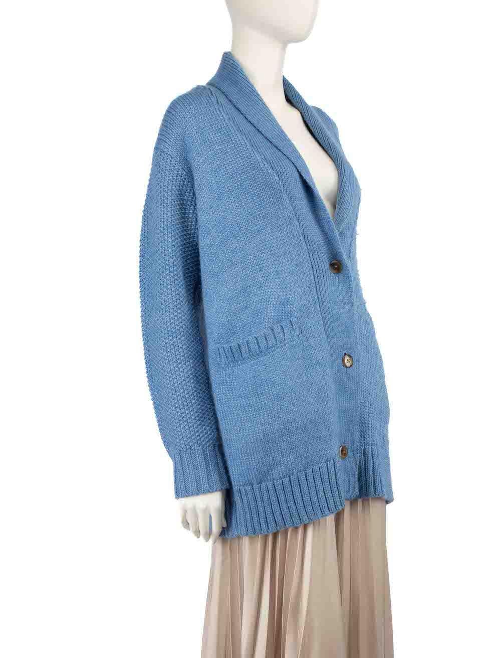 CONDITION is Very good. Minimal wear to cardigan is evident. Minimal wear to the knit with only very light pilling found and a discoloured mark seen near the left sleeve cuff and right front pocket on this used Hatch designer resale item.
 
