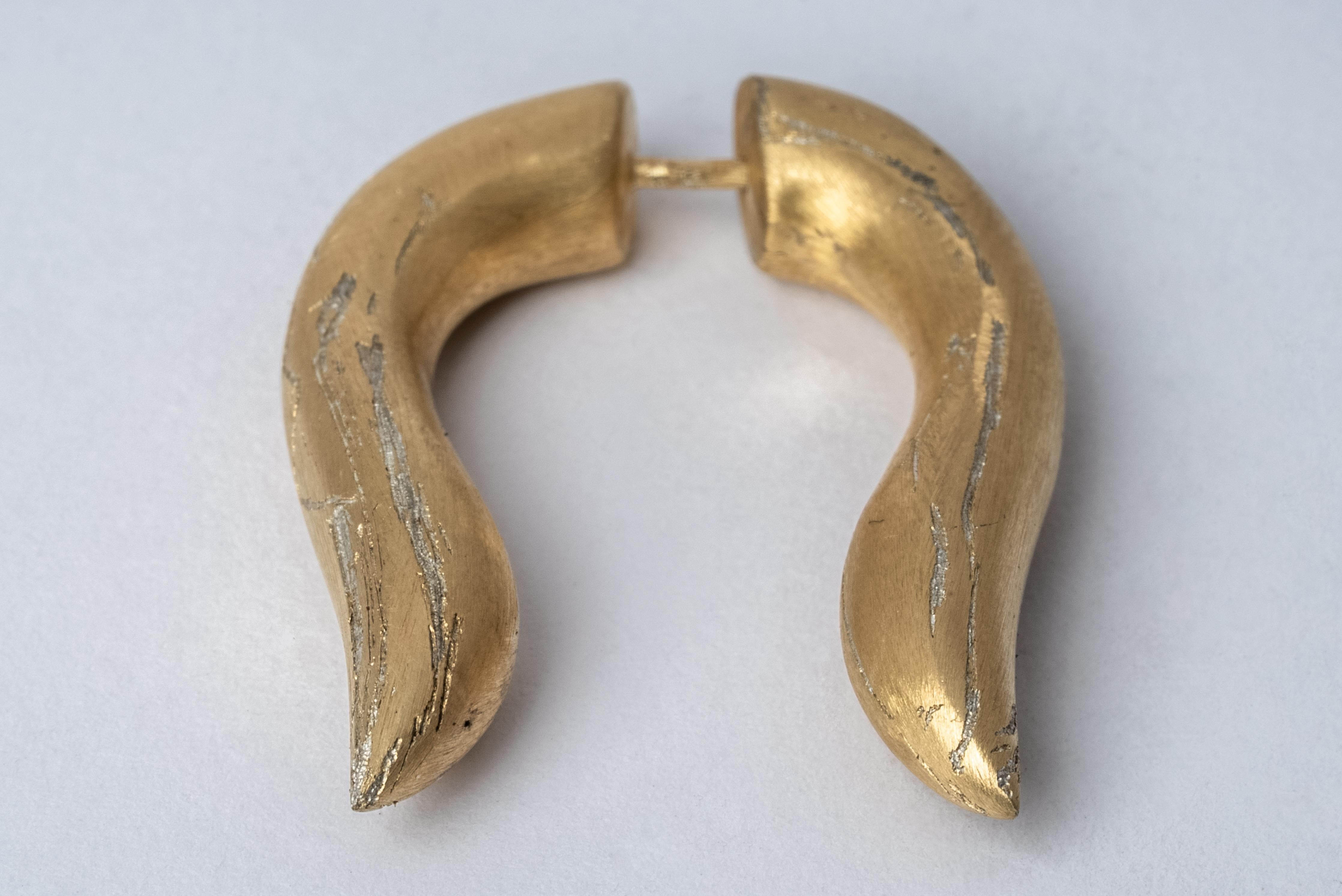 Hathor Earring (AGA) In New Condition For Sale In Paris, FR