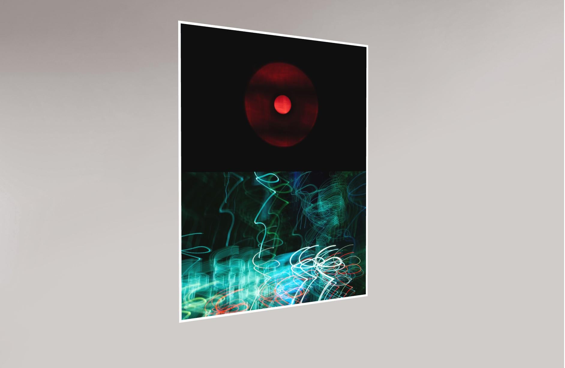 «hapsody, Lights of New York » Impression giclée, photographie abstraite, édition limitée - Noir Abstract Photograph par Hatice Besun