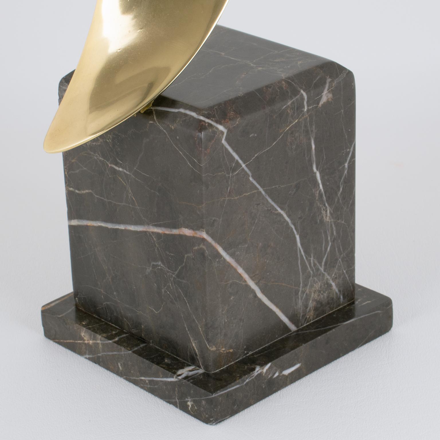 Hattakitkosol Somchai Scultura d'arte in bronzo con uccelli in vendita 5