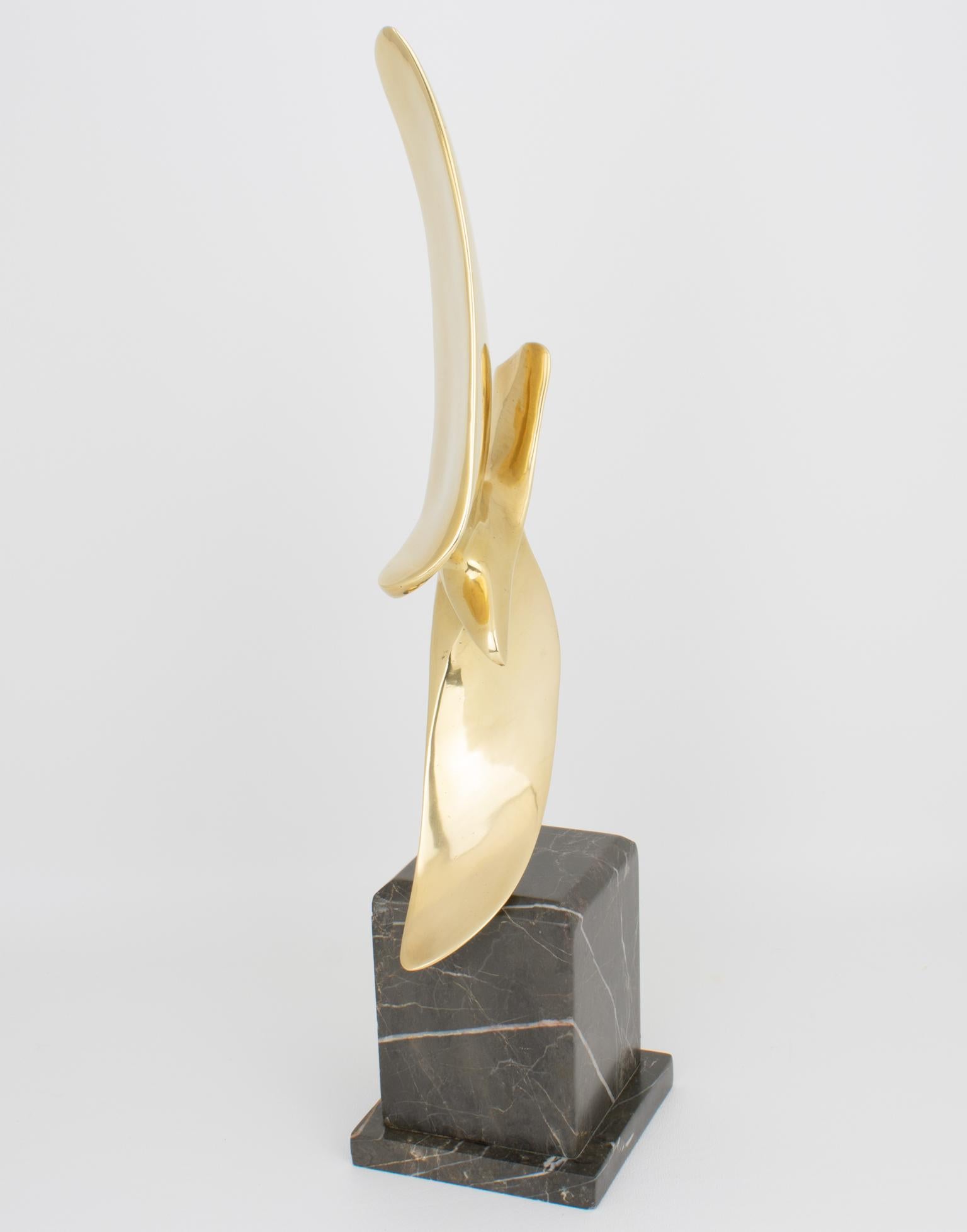 Hattakitkosol Somchai Scultura d'arte in bronzo con uccelli in vendita 8