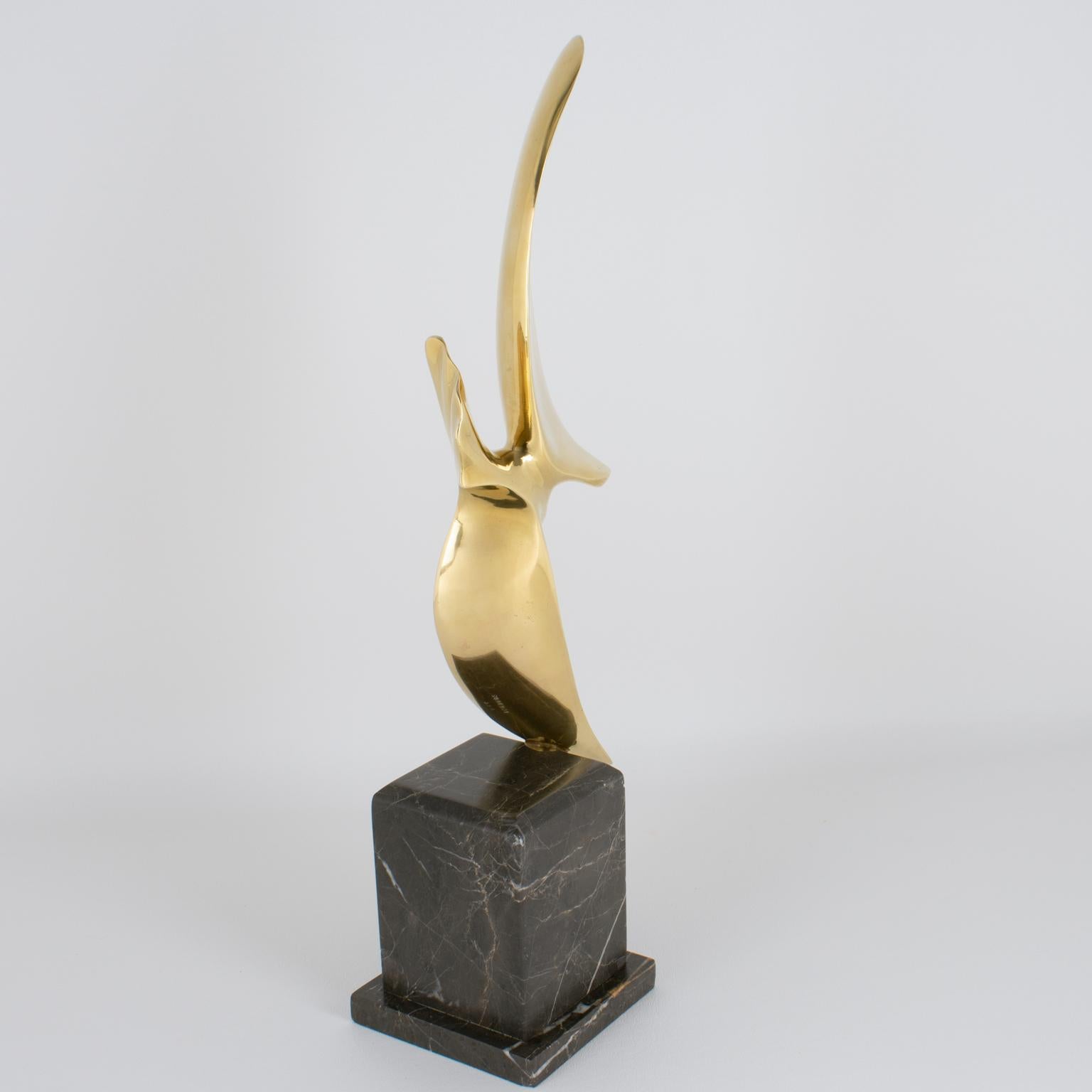 Bronzo Hattakitkosol Somchai Scultura d'arte in bronzo con uccelli in vendita