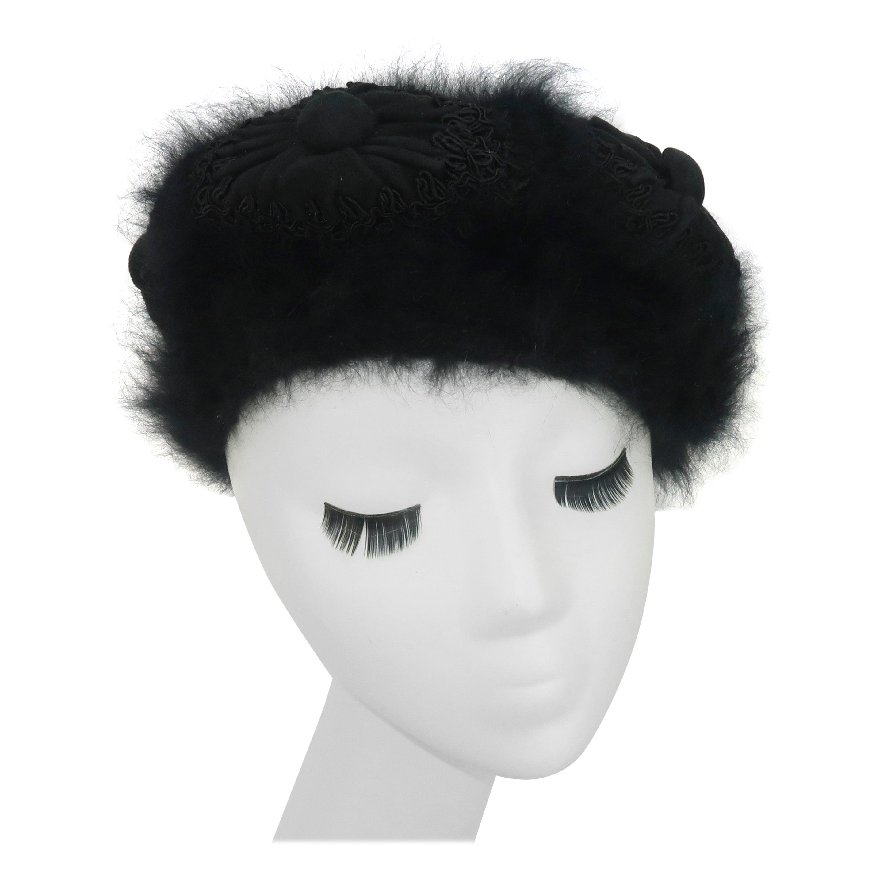 Sombrero Hattie Carnegie estilo boina de angora negra, años 50
