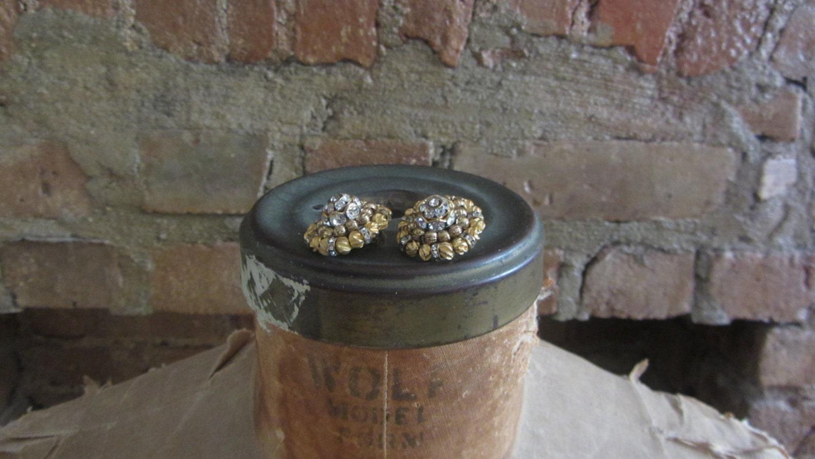 Hattie Carnegie Earrings, Circa 1950s For Sale 5