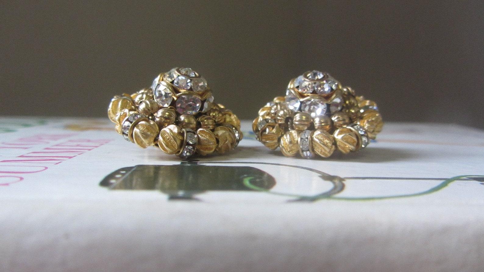 Hattie Carnegie Earrings, Circa 1950s For Sale 1