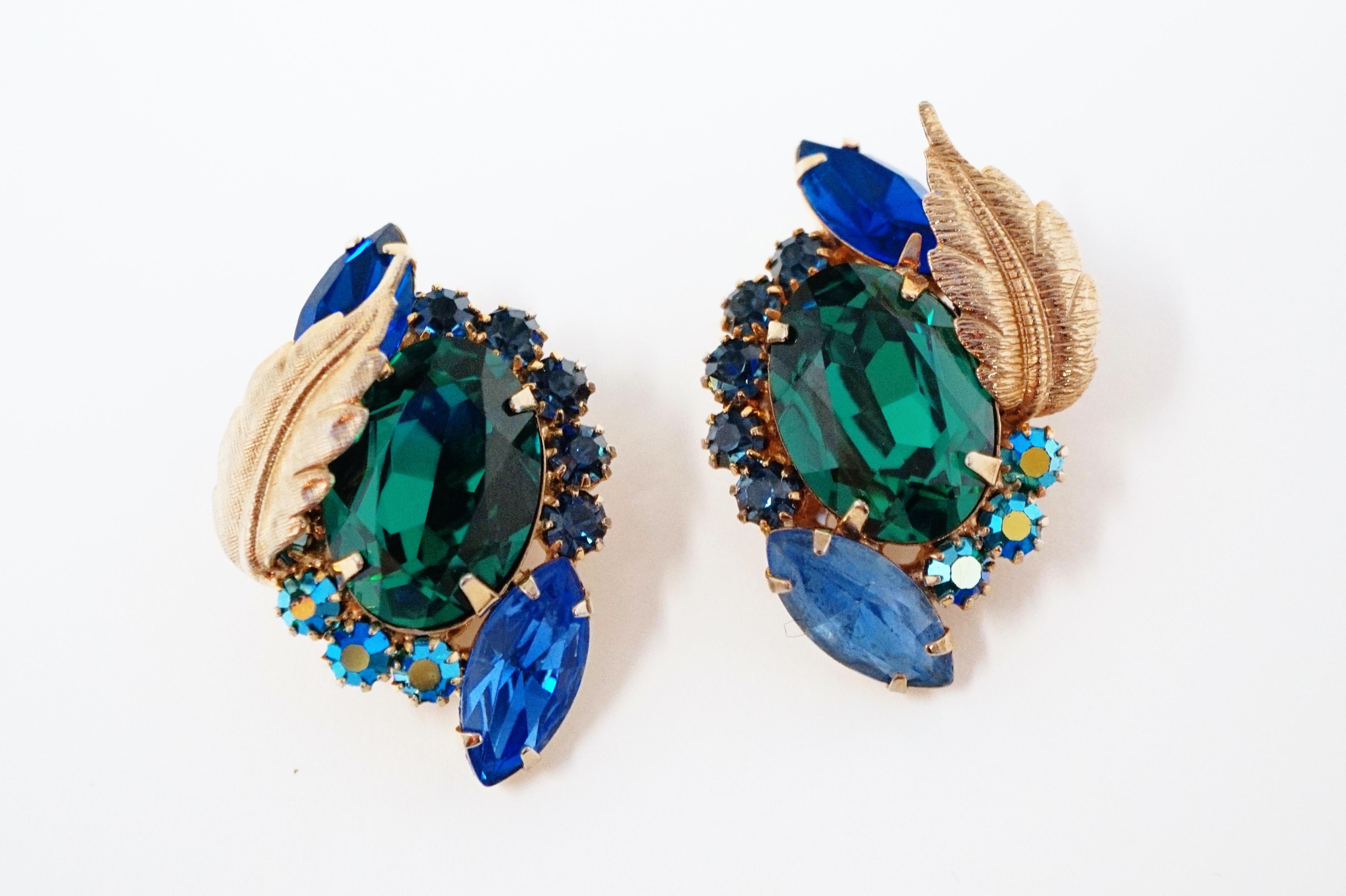 Hattie Carnegie Emerald and Sapphire Rhinestone Brooch and Earrings Demi-Parure 7