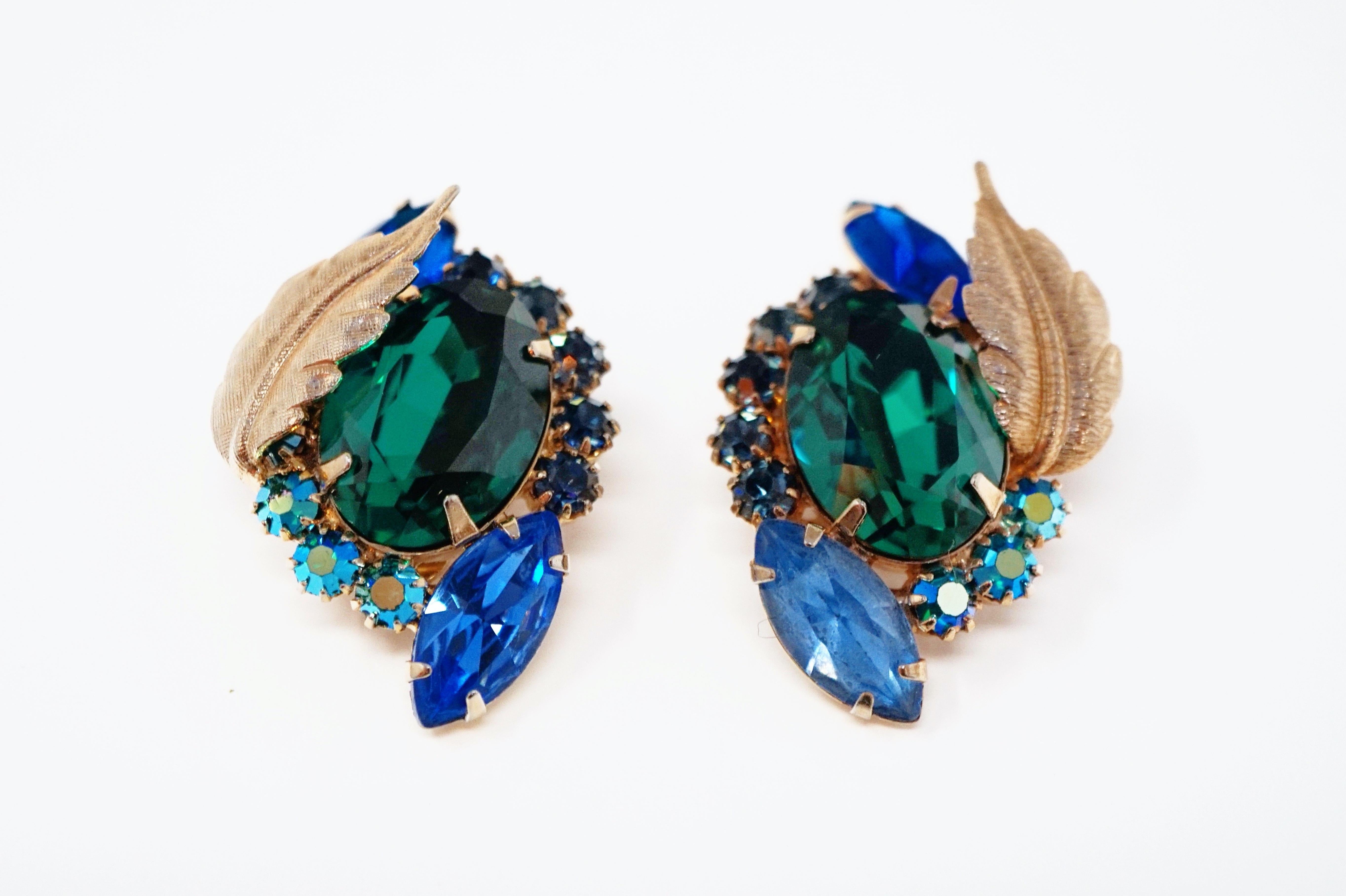 Hattie Carnegie Emerald and Sapphire Rhinestone Brooch and Earrings Demi-Parure 8