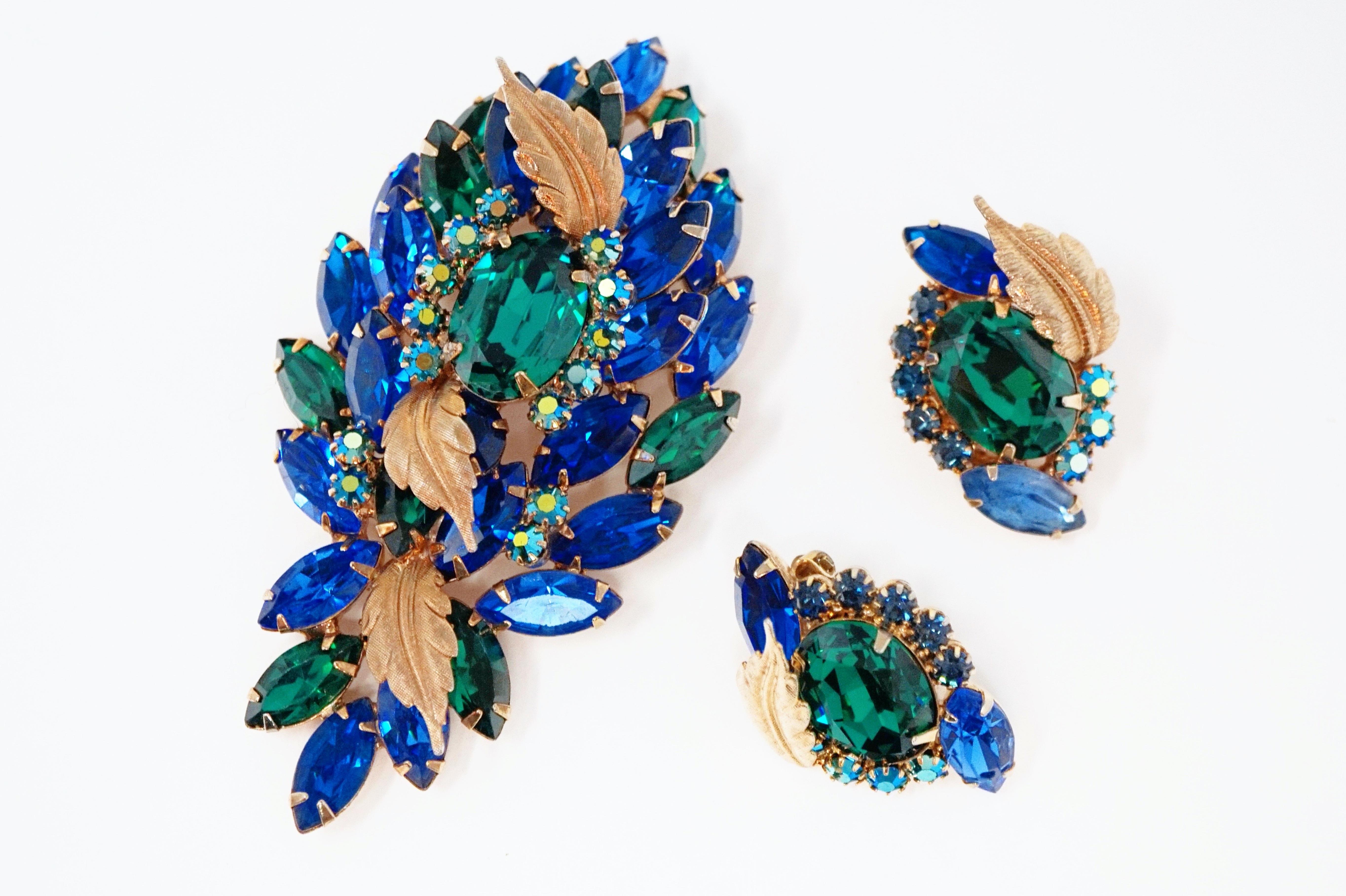 Modern Hattie Carnegie Emerald and Sapphire Rhinestone Brooch and Earrings Demi-Parure