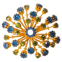 HattieCarnegie Broche étoile de paon en cristal doré à motifs floraux des années 1950