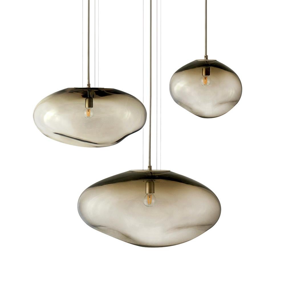 Haumea Pendentif Amorph ambré irisé M par Eloa en vente 1