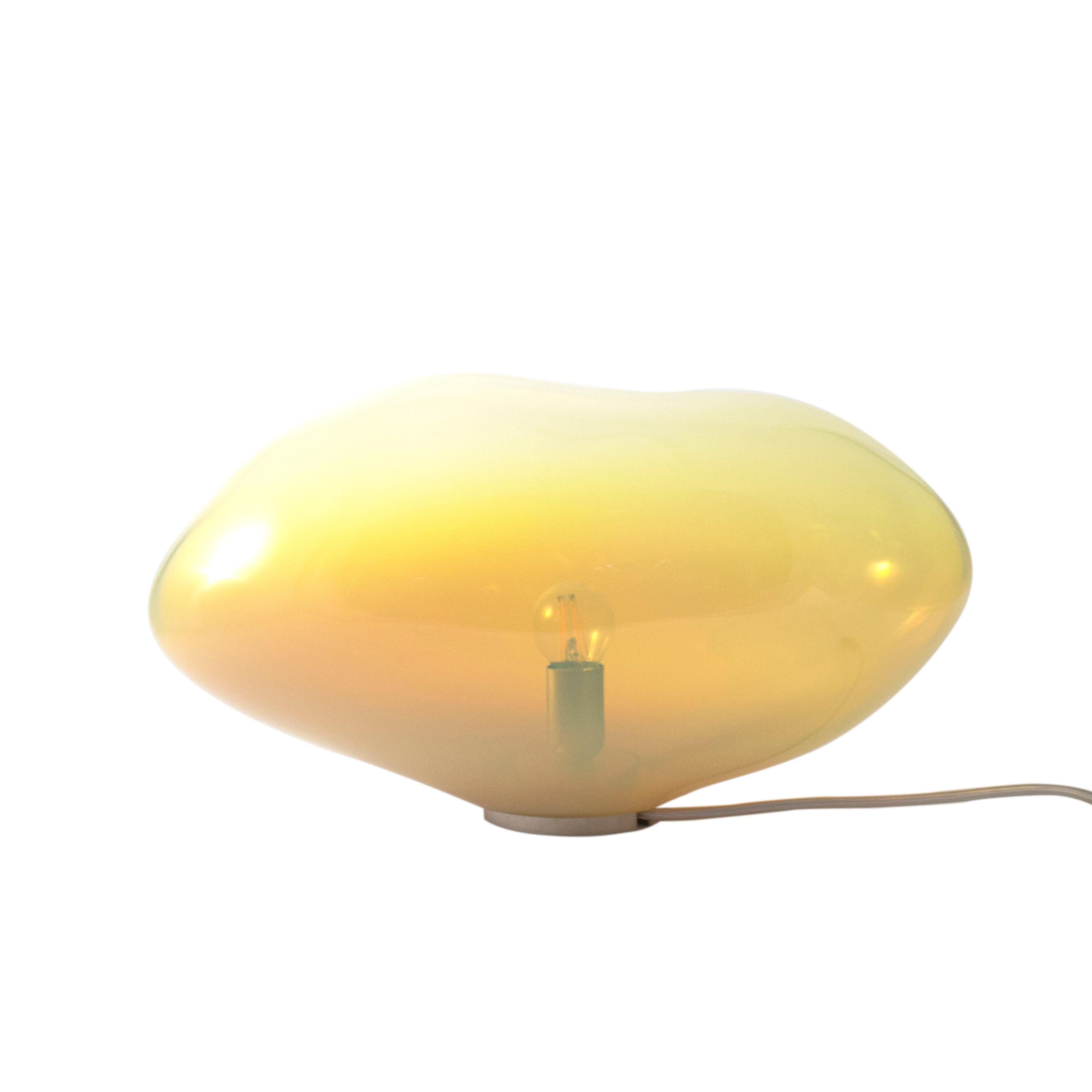 Vetro Ciondolo Haumea Amorph Ambra Iridescente XL di Eloa in vendita