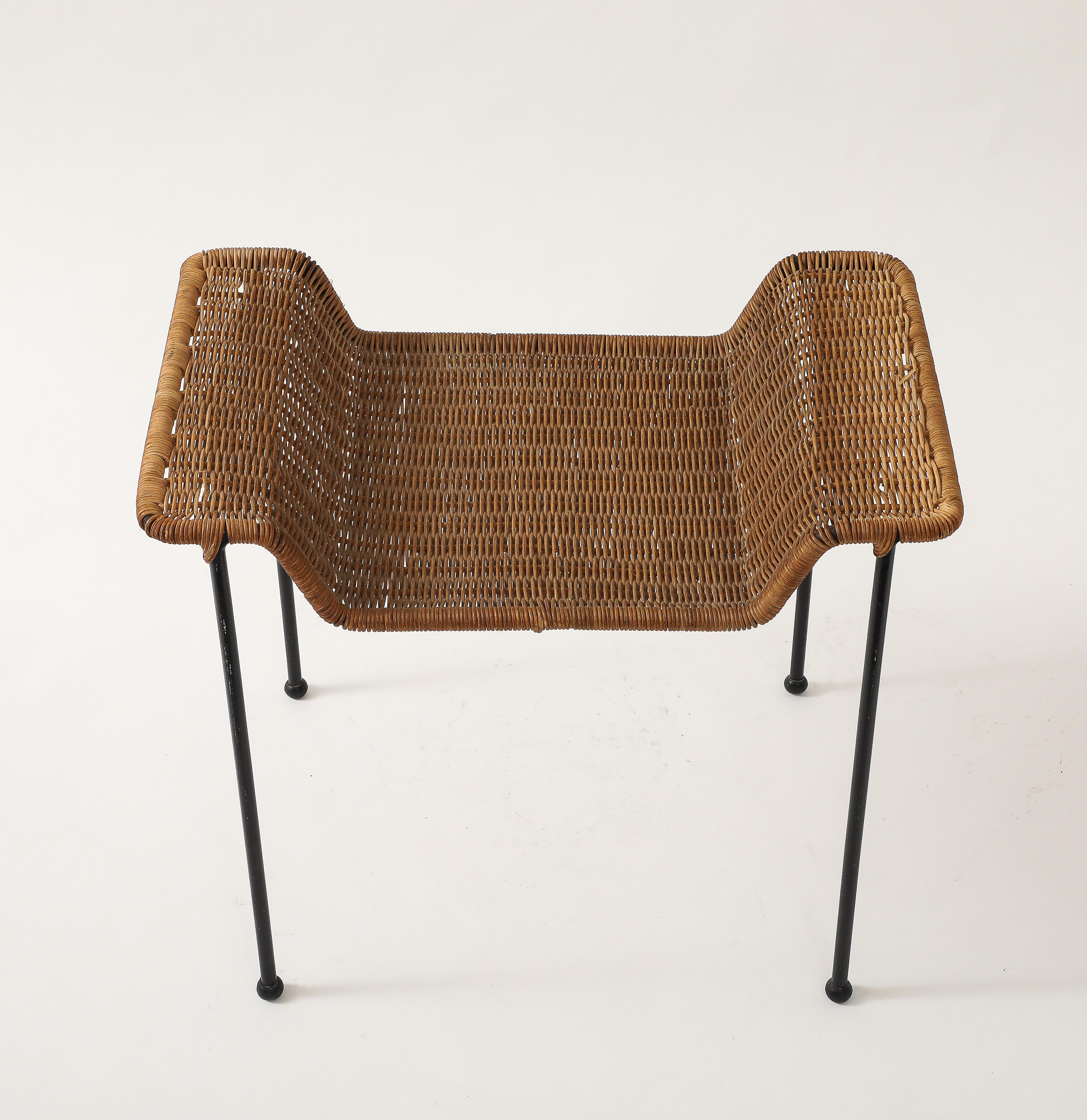 Hauner & Eisler che attribuiscono. Sgabello in vimini, canna, base in metallo, Francia, 1960 in vendita 3