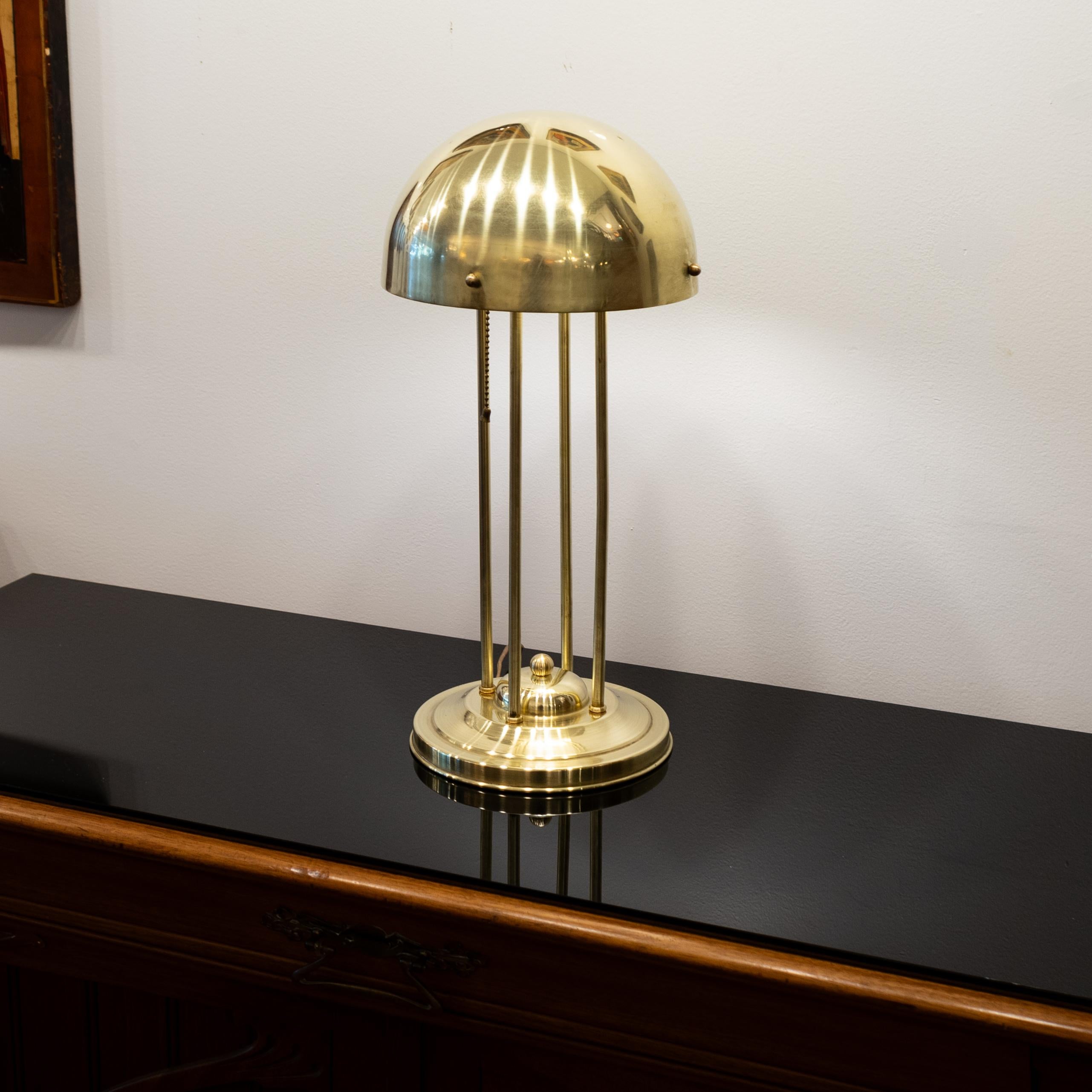 Vienna Secession Haus Henneberg Brass Table Lamp, Austria For Sale