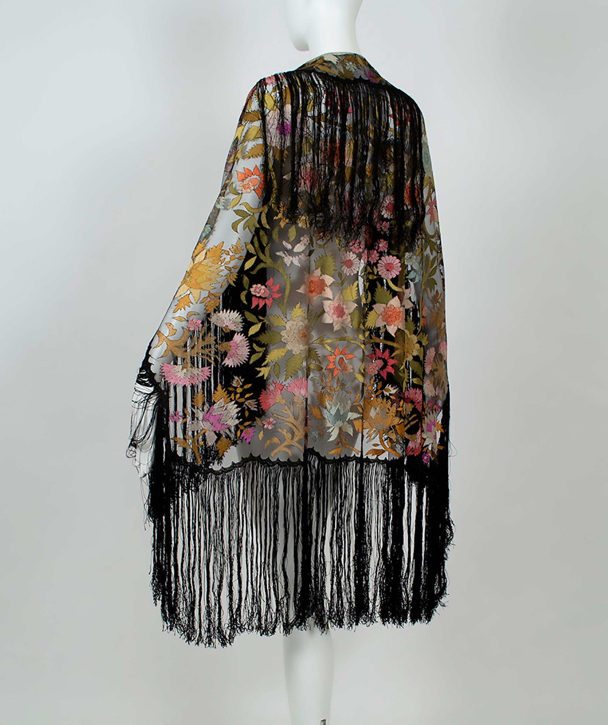 Scialle di seta ricamato nero Haute Couture con mantiglia e provenienza - 1900 In condizioni ottime in vendita a Tucson, AZ