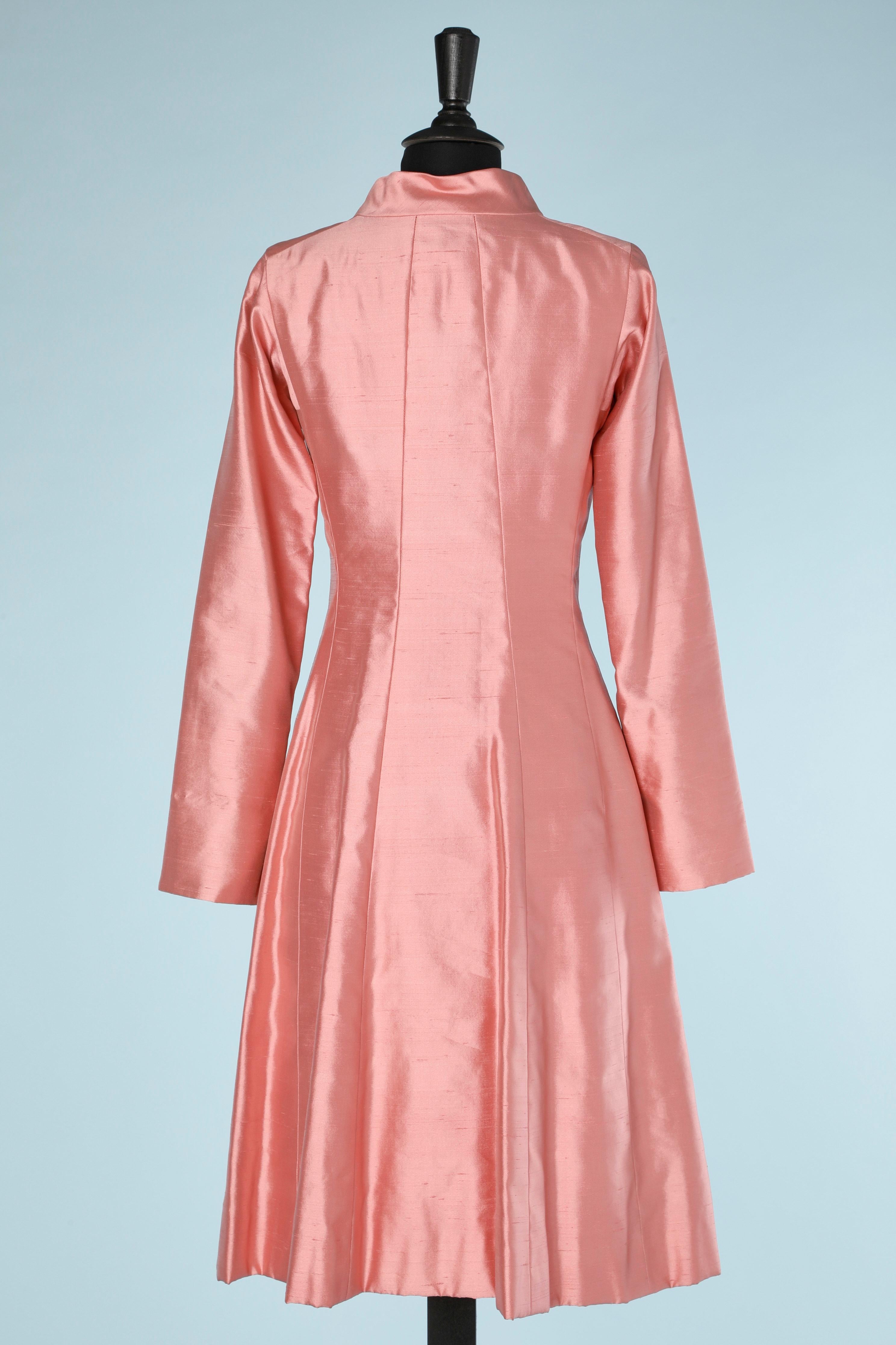 Haute-Couture Chanel coat-dress pink wild silk  In Excellent Condition For Sale In Saint-Ouen-Sur-Seine, FR