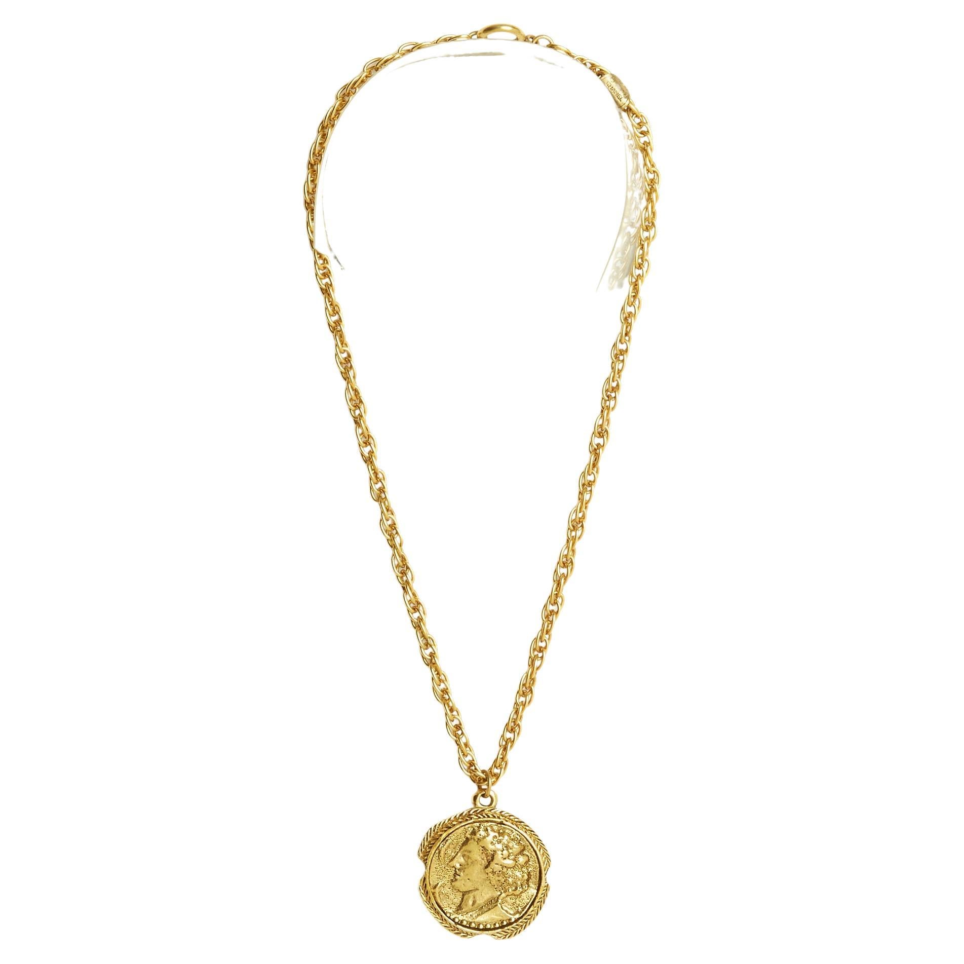 Haute Couture golden Ancient medallion For Sale