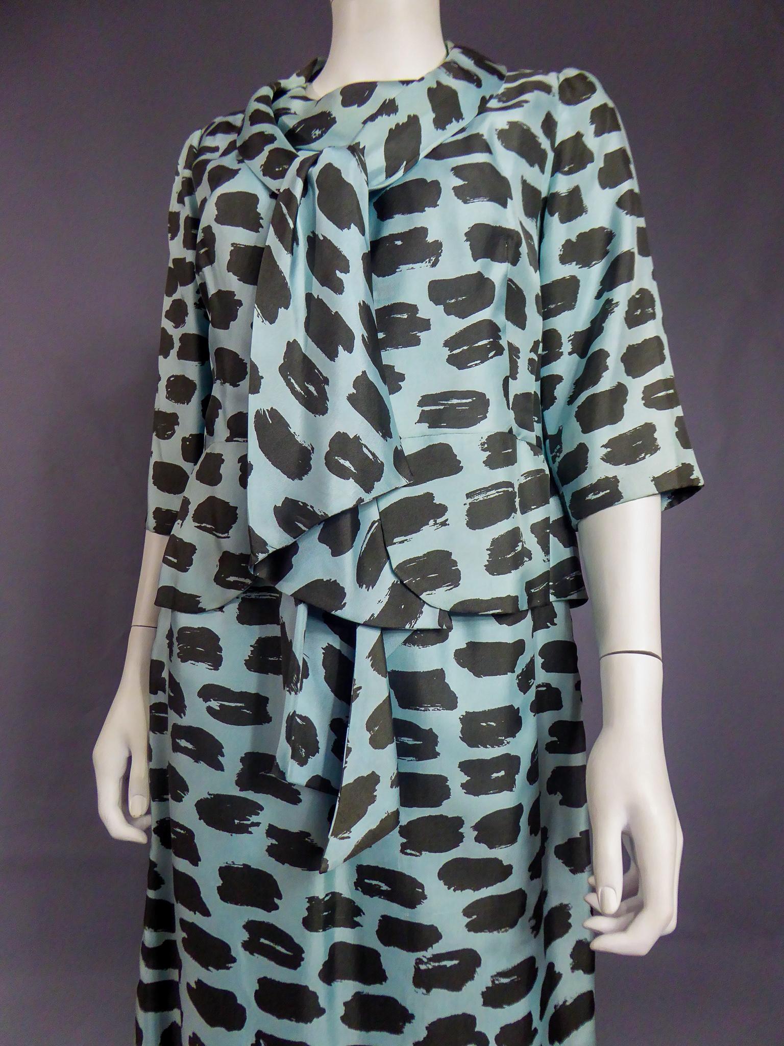 A French Couture Lanvin Castillo Printed Silk Set Numbered R6554H Circa 1962 For Sale 7