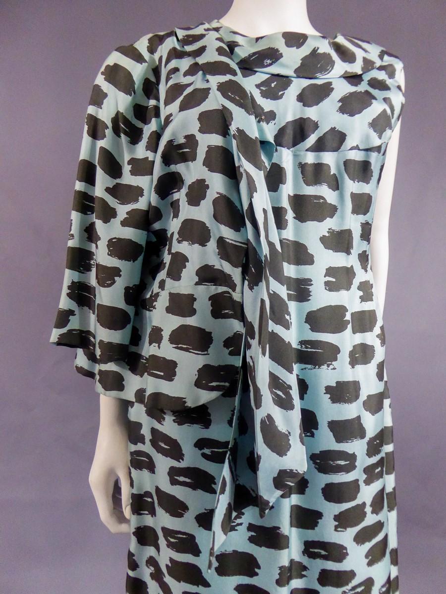 A French Couture Lanvin Castillo Printed Silk Set Numbered R6554H Circa 1962 For Sale 9