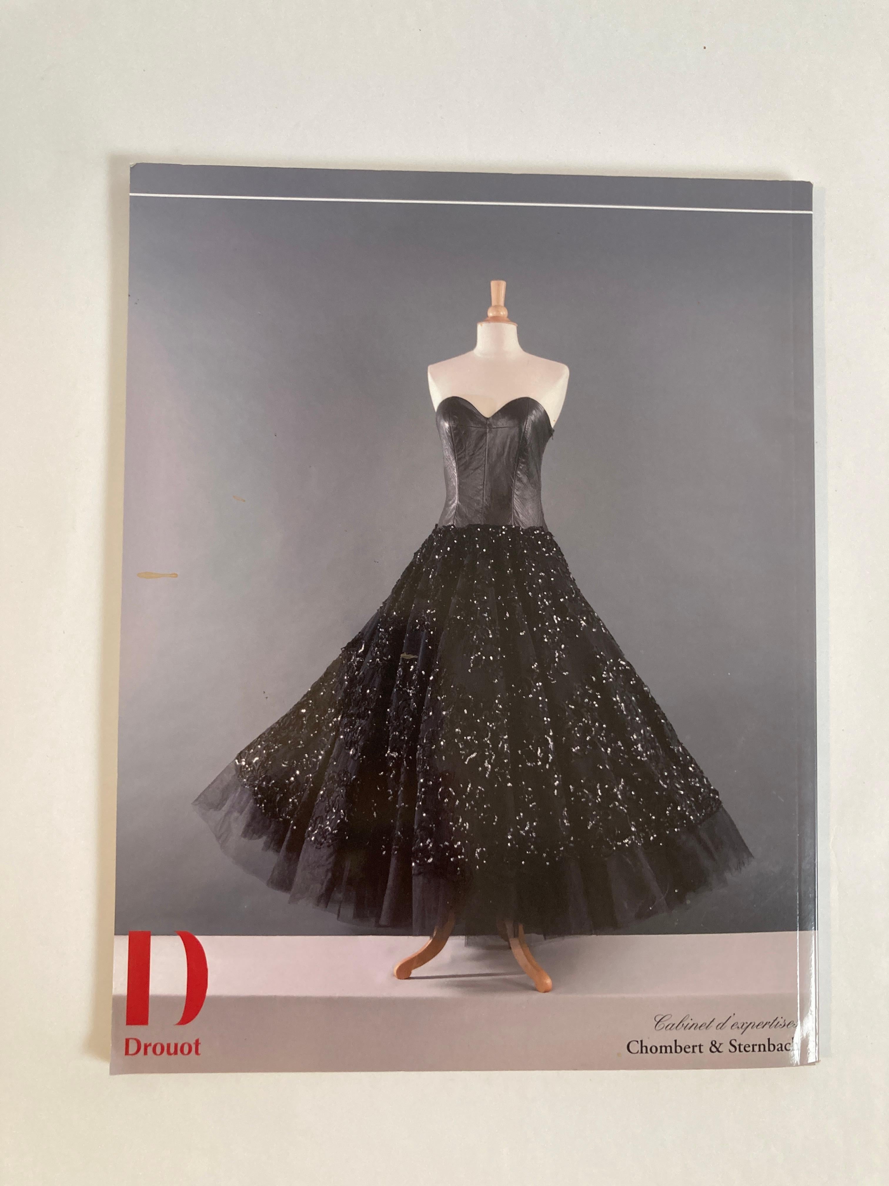 Haute Couture Paris Auction Catalog 2016 Published by Gros & Delettrez For Sale 5