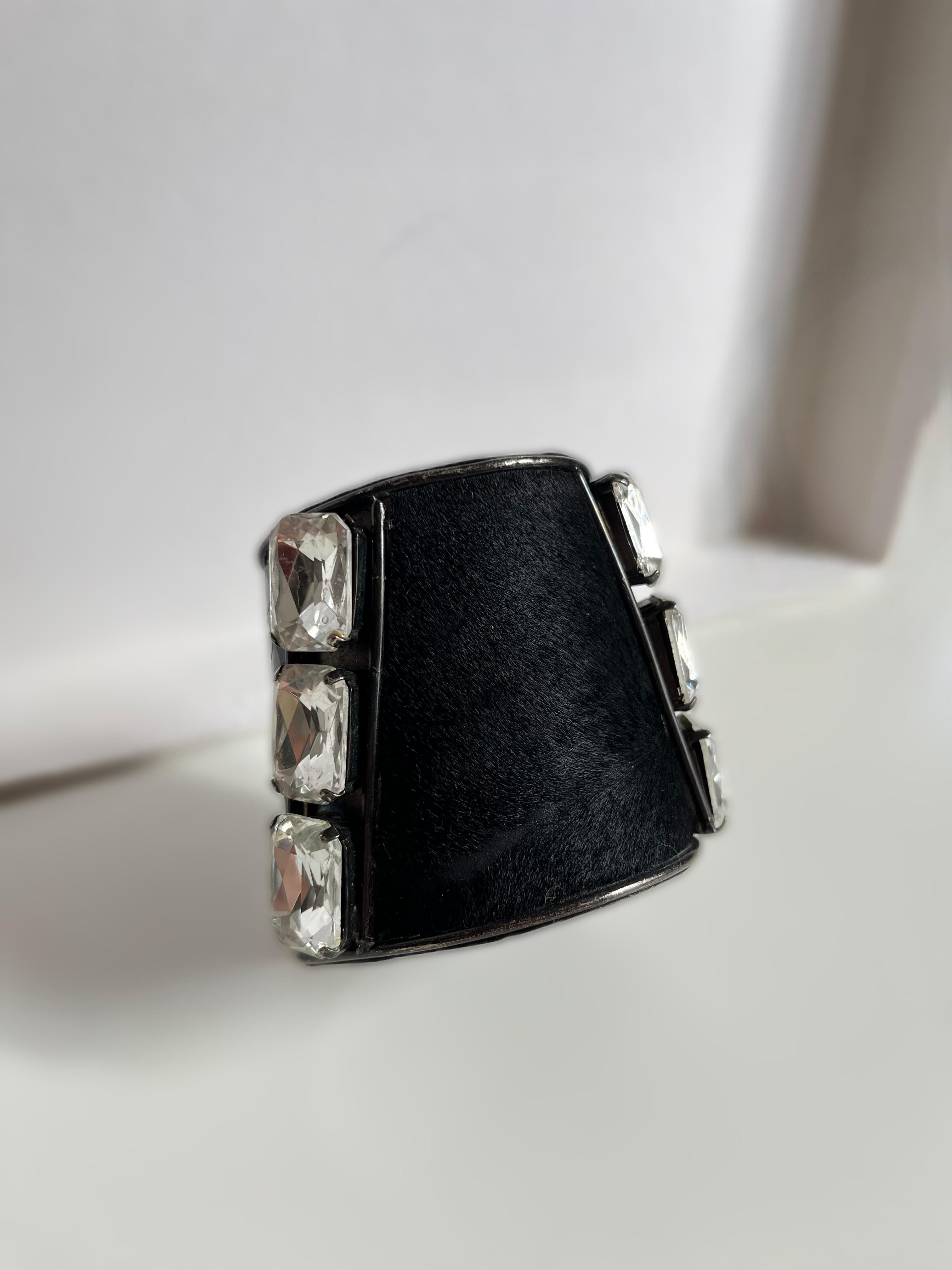 Manchette haute couture YVES SAINT LAURENT Pour femmes en vente