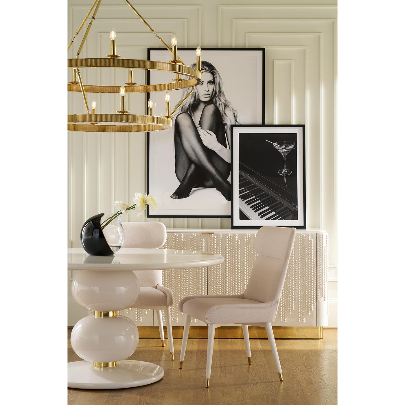Haute Hollywood Regency-Esszimmerstuhl (Set aus 2) (Vietnamesisch) im Angebot