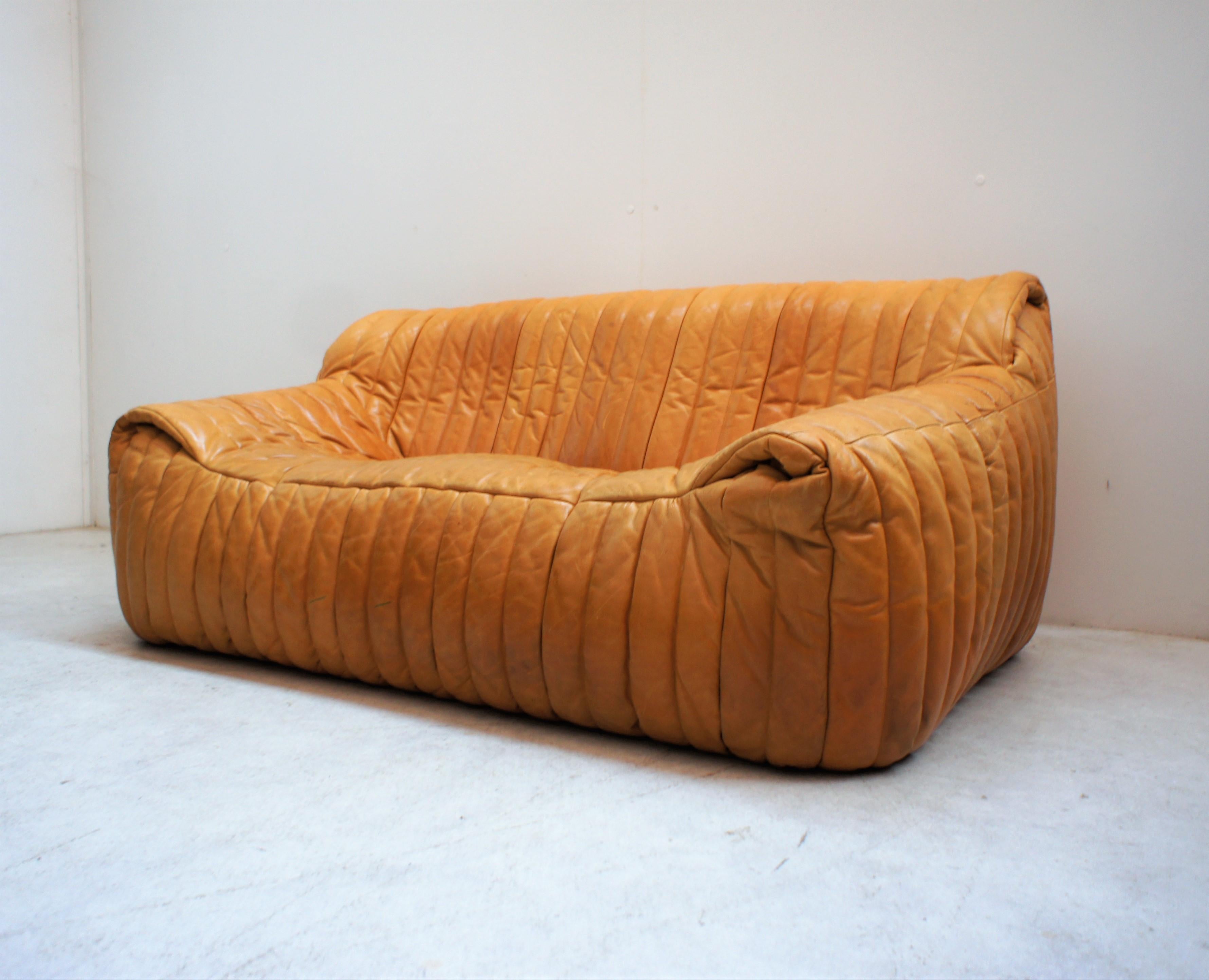 Mid-Century Modern Havana Leather Sofa, Sandra Model, Annie Hieronimus for Cinna