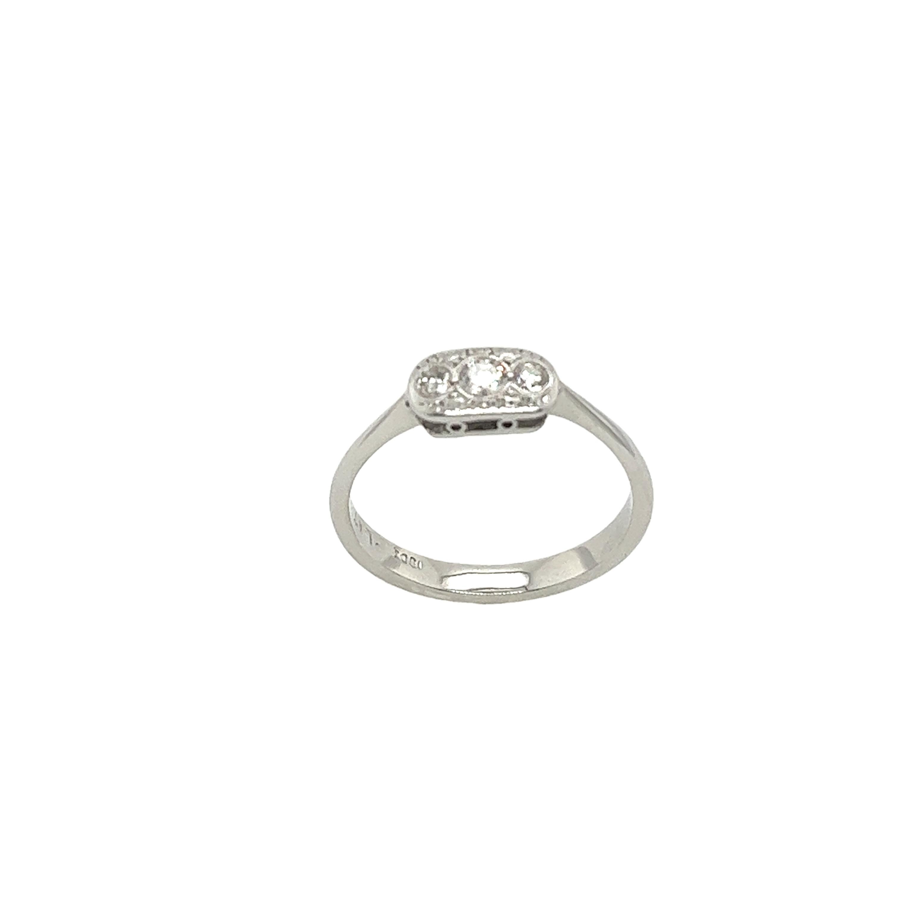 Platinum & 18ct  3-Stone Diamond Dress Ring Set With 0.10ct Old Cut Diamonds For Sale 2