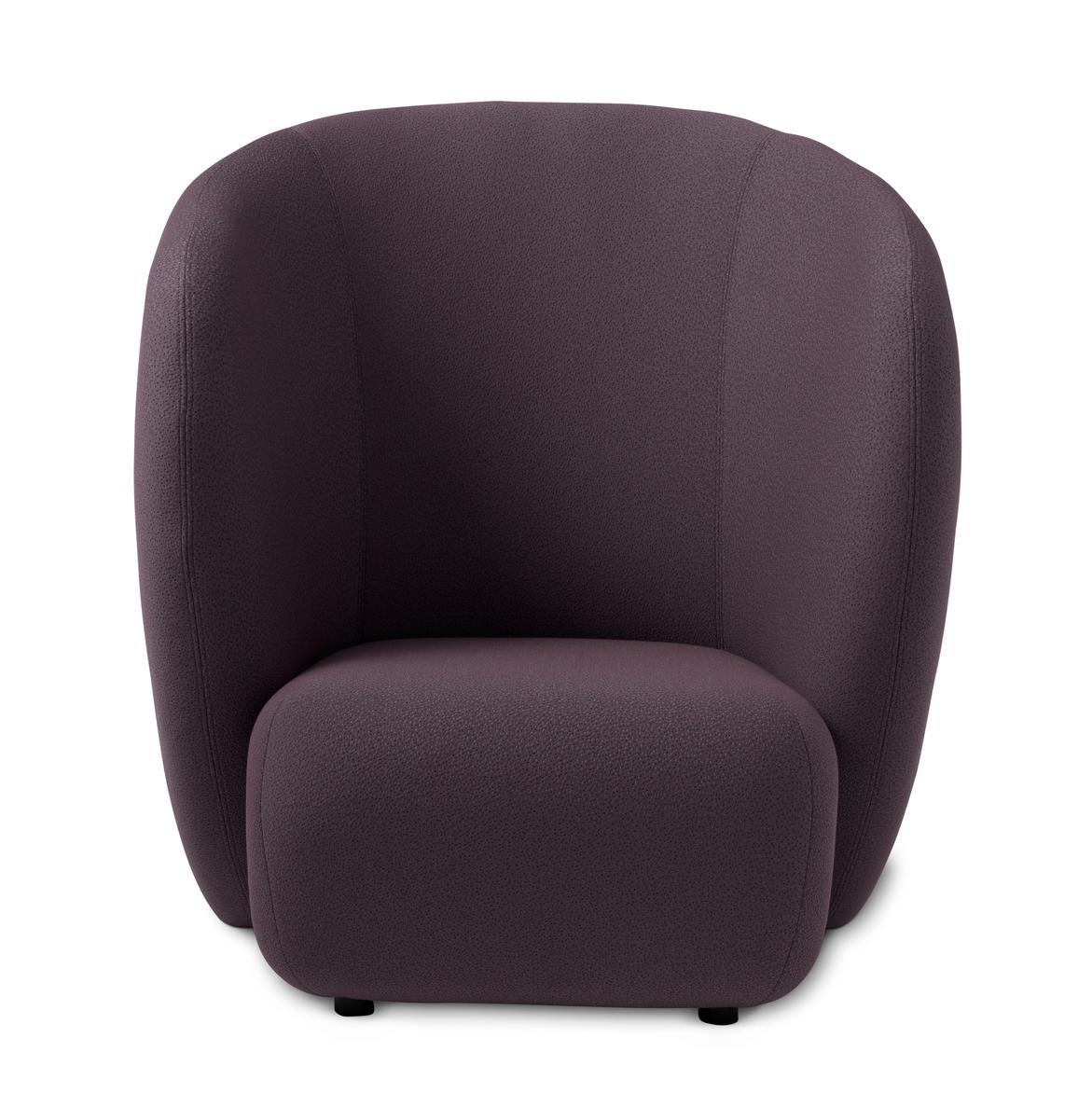 Haven Lounge Chair Sprinkles Eggplant by Warm Nordic
Dimensions: D107 x W84 x H 110 cm
Material: Textile upholstery, Foam, Spring system, Wood.
Weight: 50 kg
Also available in different colours and finishes. Please contact us.

The Haven
