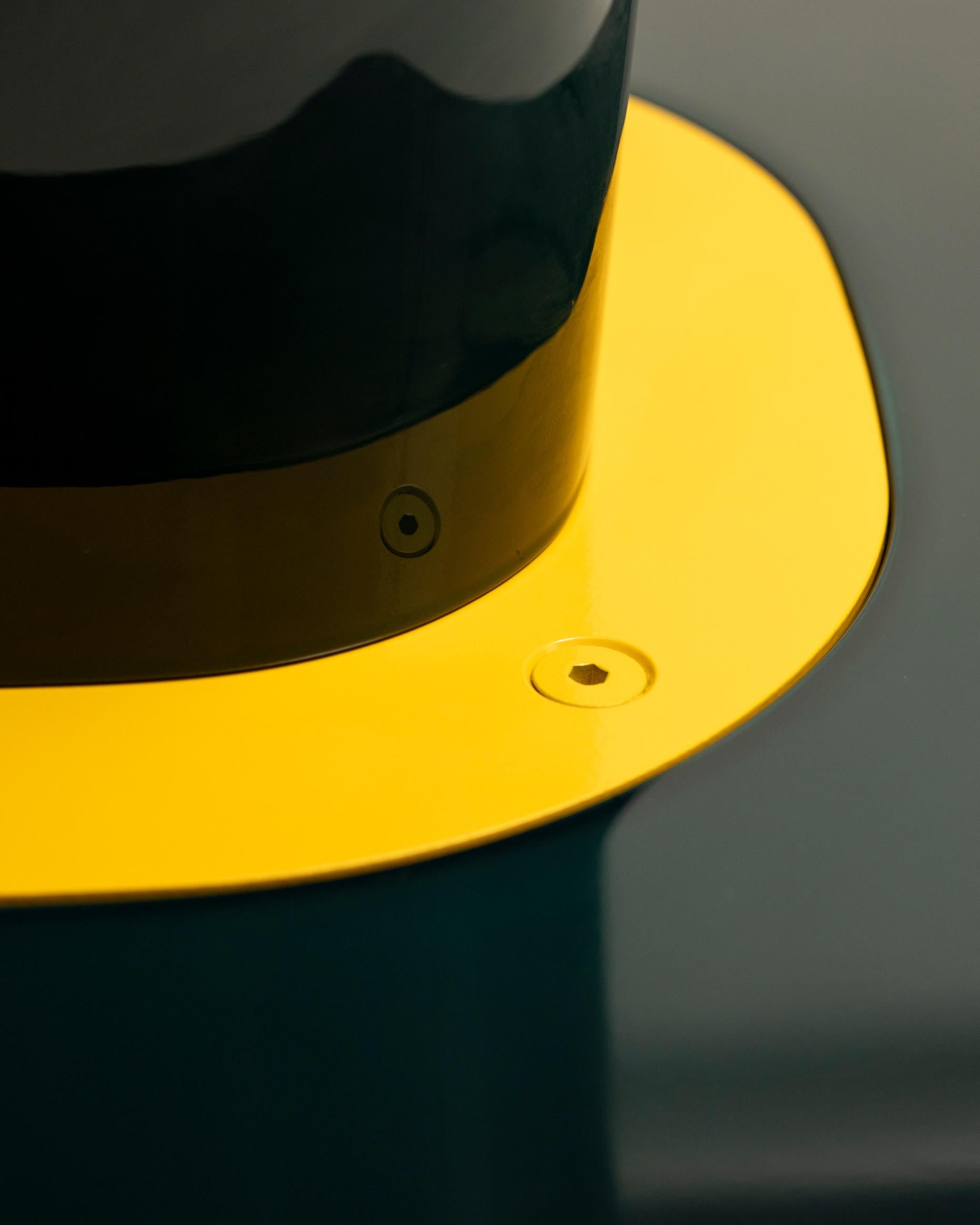 Haven Side Table in High Gloss Lacquer by Parc In New Condition For Sale In Madison, CT