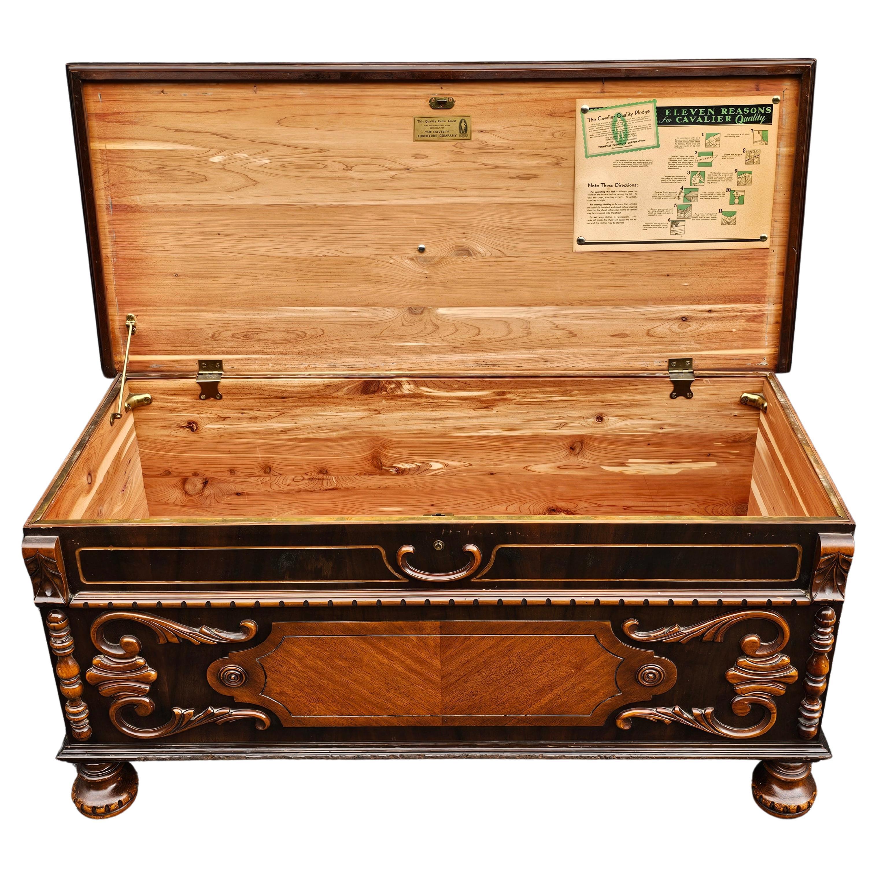 Haverty Furniture William And Mary Style Carved Mahogany and Cedar Blanket Chest For Sale 3