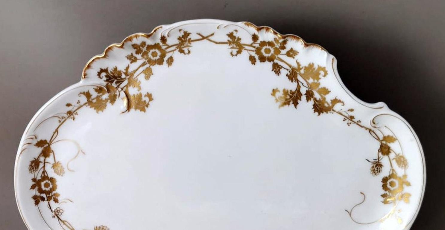 Haviland & Co. Limoges French Porcelain Salad Bowl with Tray For Sale 2