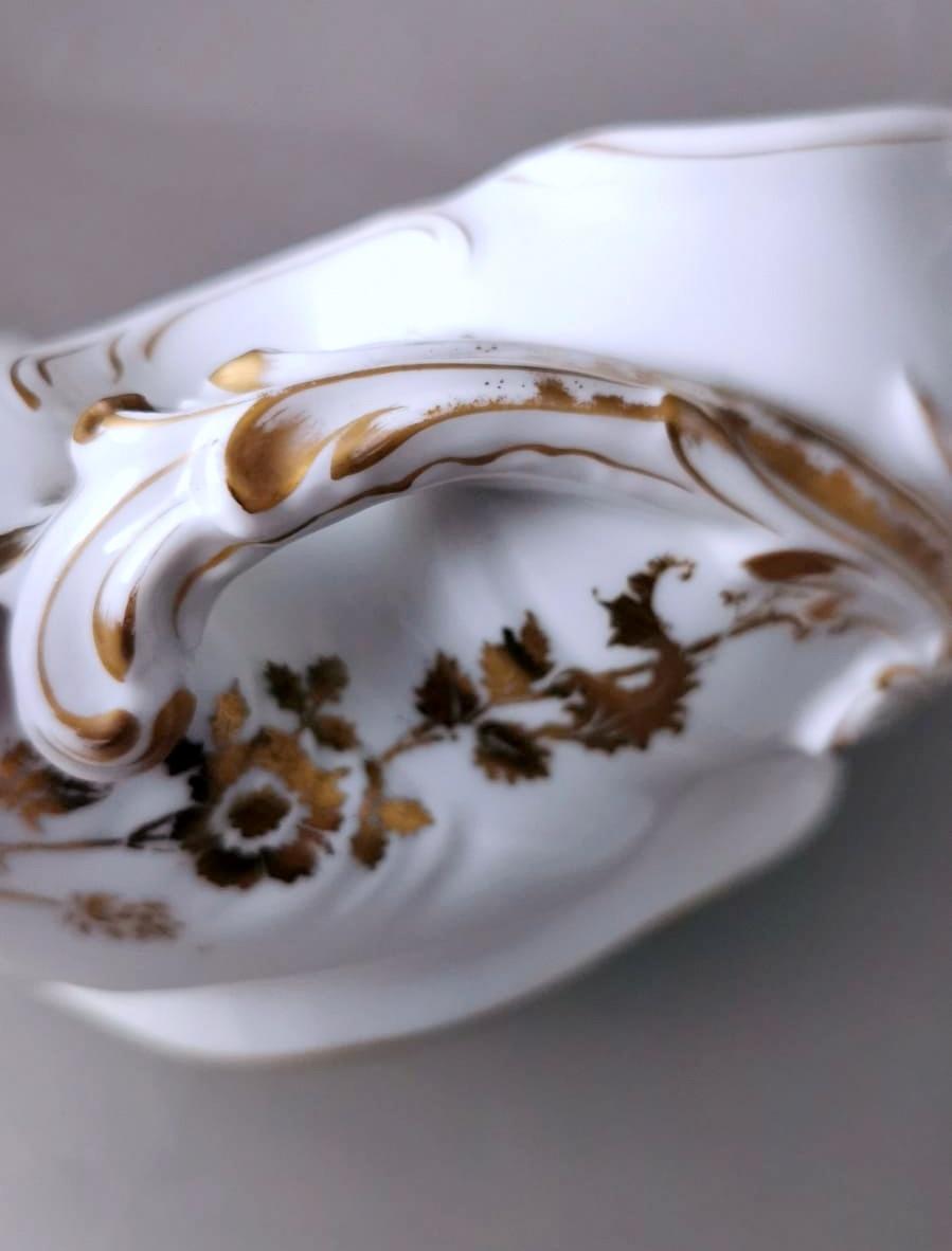 Haviland & Co. Ensaladera de porcelana francesa de Limoges con bandeja en venta 4