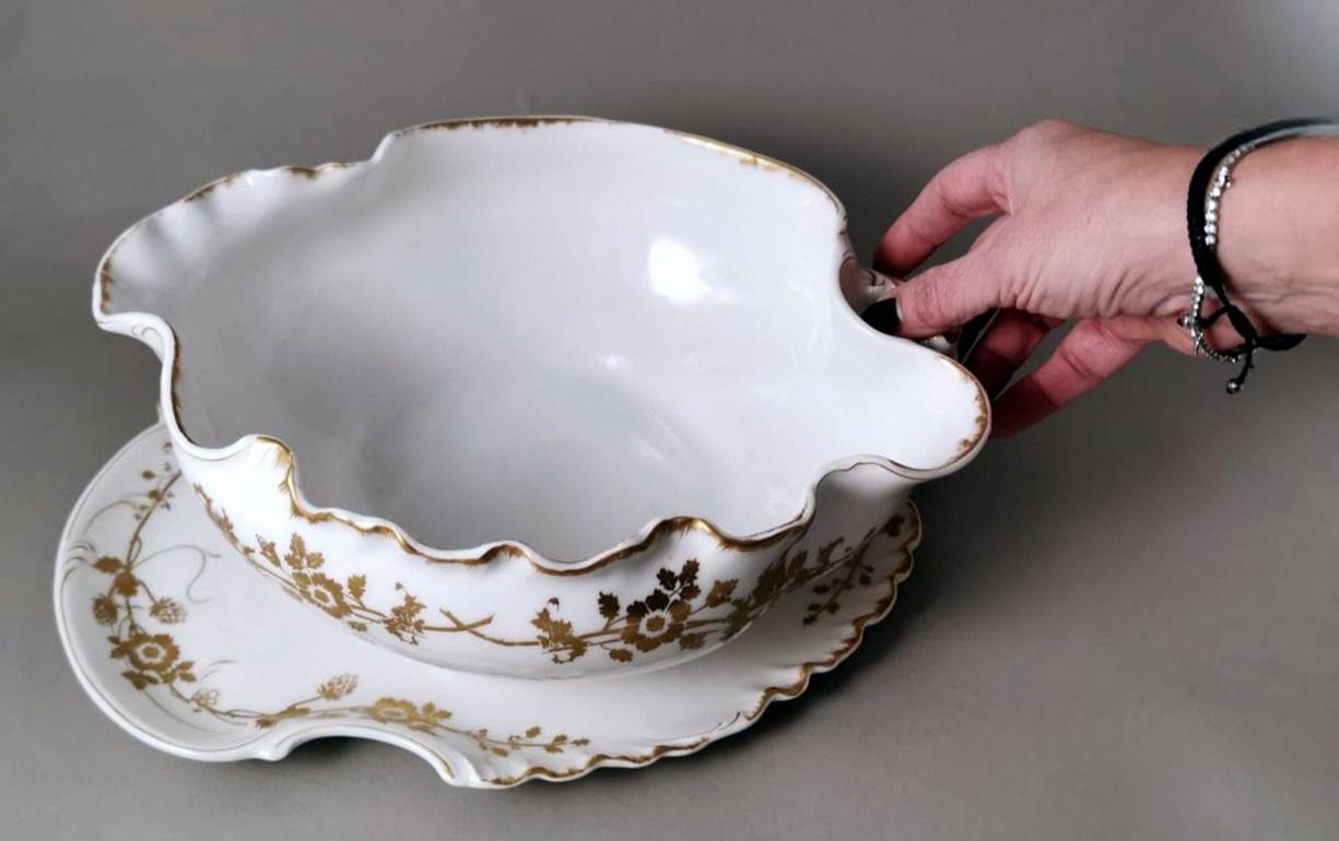 Haviland & Co. Limoges French Porcelain Salad Bowl with Tray For Sale 8