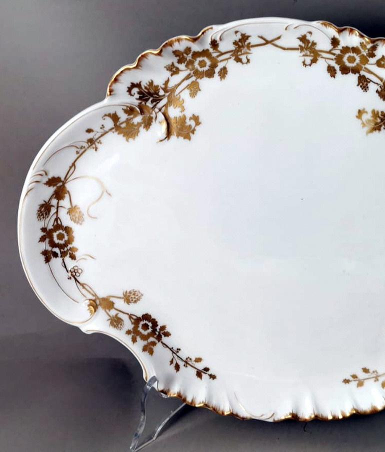 20th Century Haviland & Co. Limoges French Porcelain Salad Bowl with Tray For Sale