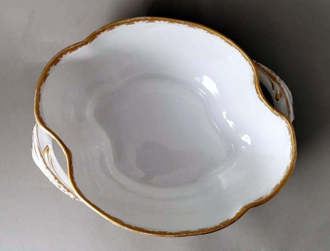 Soupière française Haviland & Co de Limoges en porcelaine blanche décorée d'or en vente 6