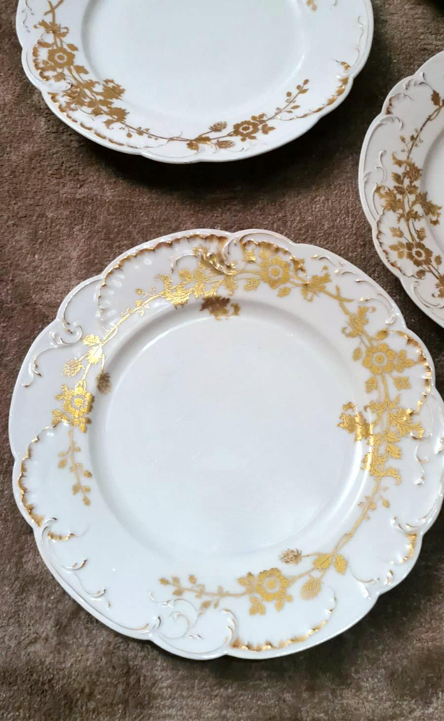 Haviland Limoges 6 assiettes plates en porcelaine blanche française et décorations en or en vente 1