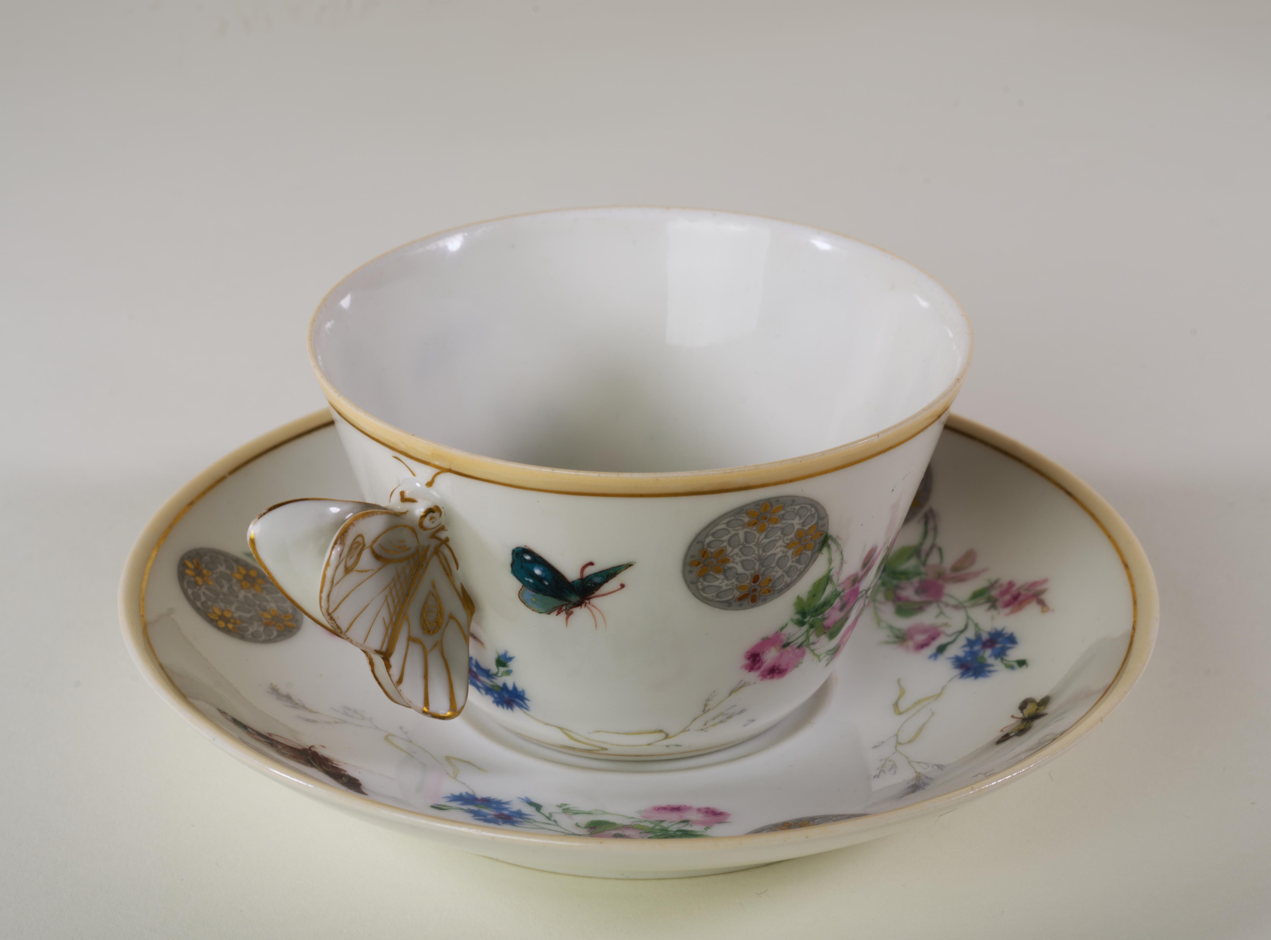 French Haviland Limoges Butterfly Handled Cup and saucer set, 1879-1889, Aesthetic  For Sale
