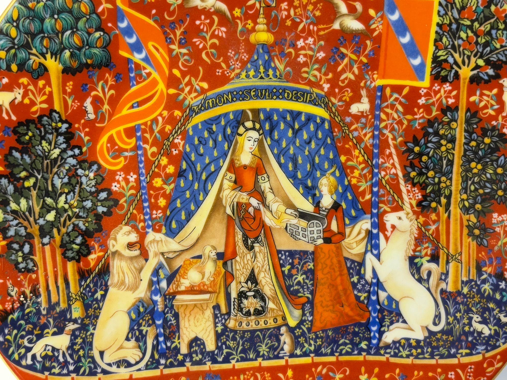 Aubusson Haviland Limoges Francia Piatto decorativo La Chasse a La Licorne 1977 Edizione limitata. in vendita
