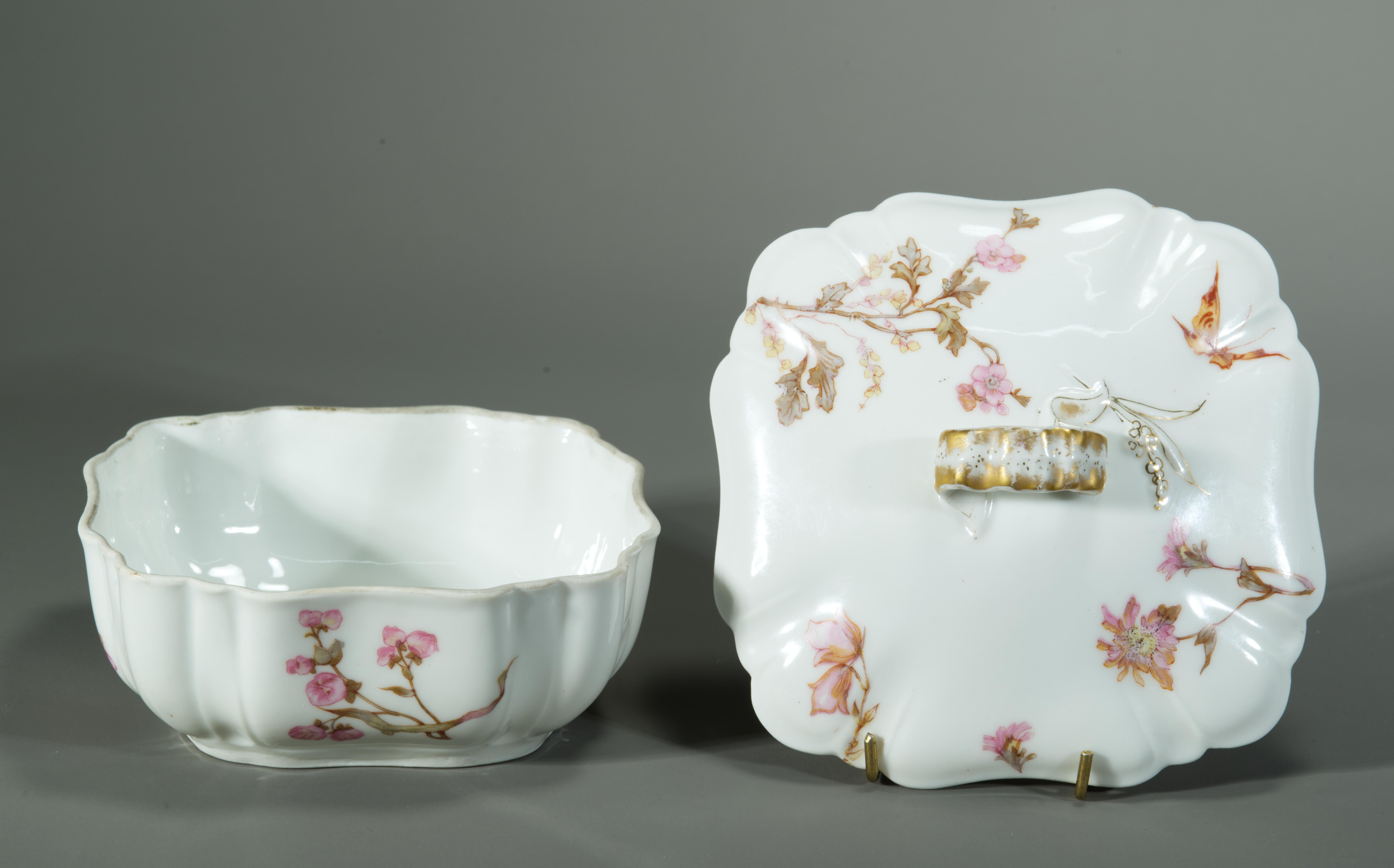 Estetismo Scatola e coperchio in porcellana Haviland Limoges, 1876-1889 in vendita