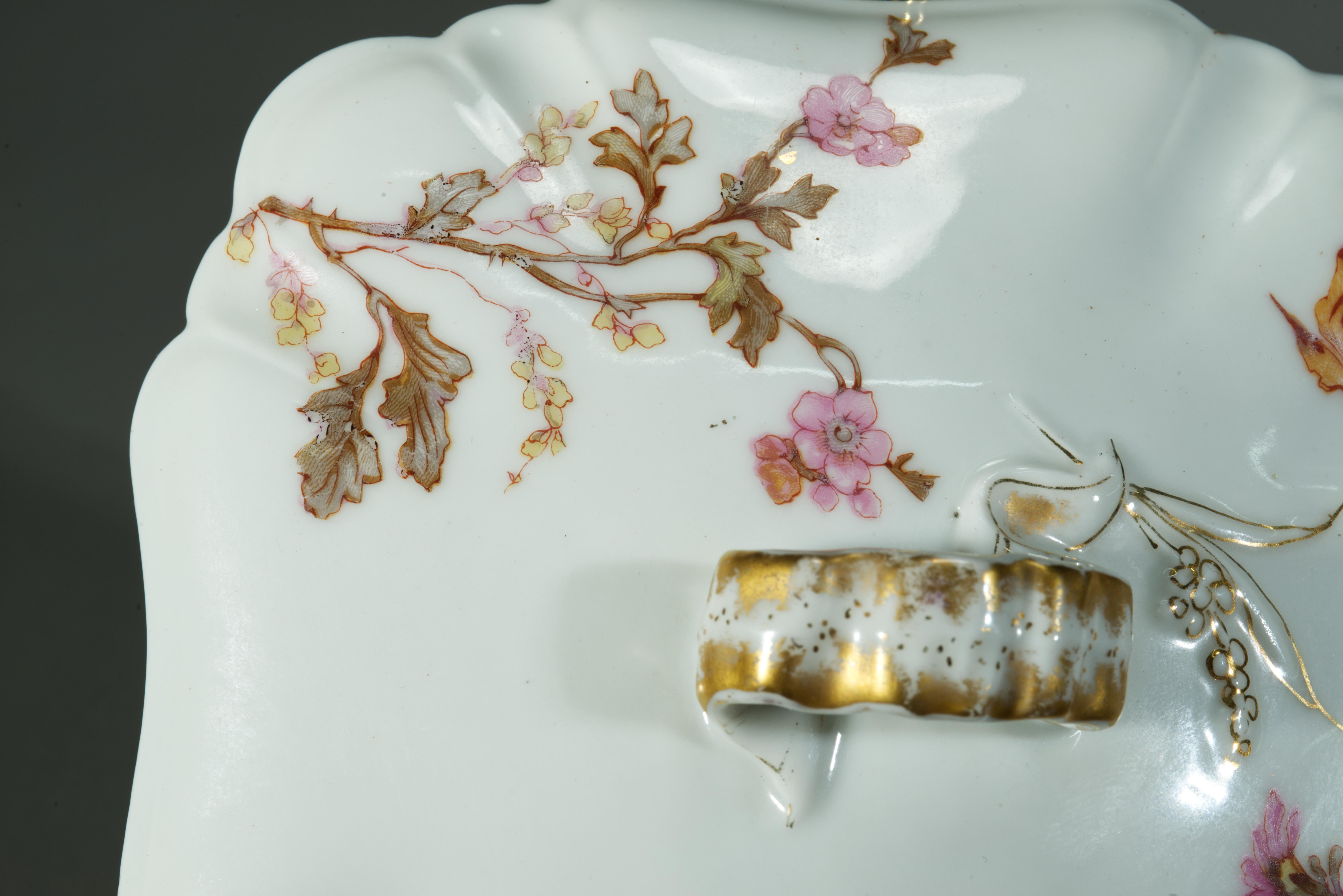 Smaltato Scatola e coperchio in porcellana Haviland Limoges, 1876-1889 in vendita