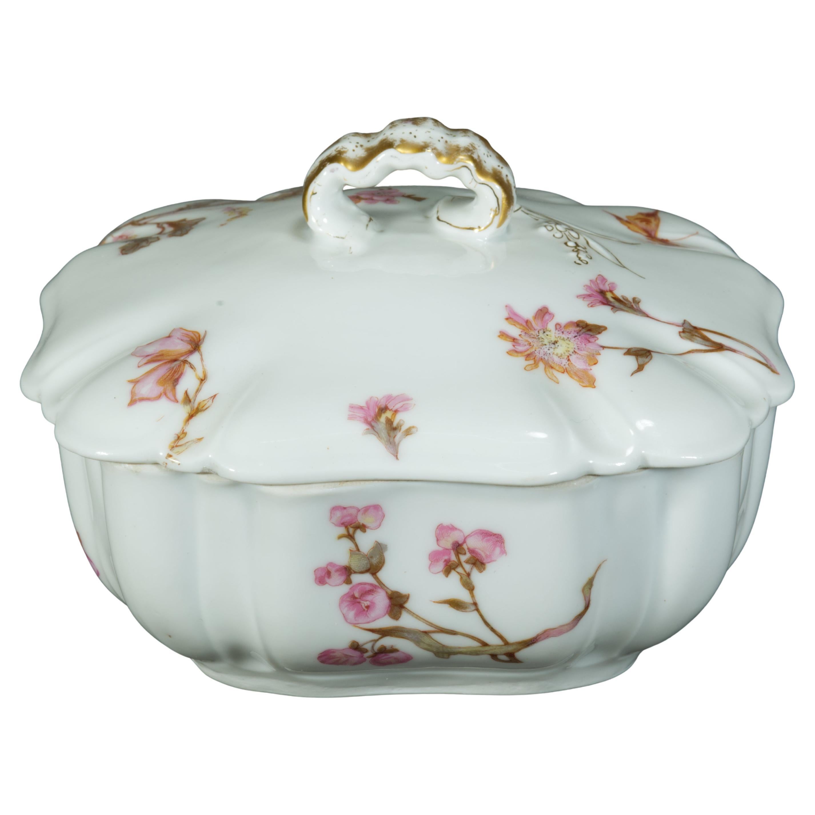 Scatola e coperchio in porcellana Haviland Limoges, 1876-1889 in vendita