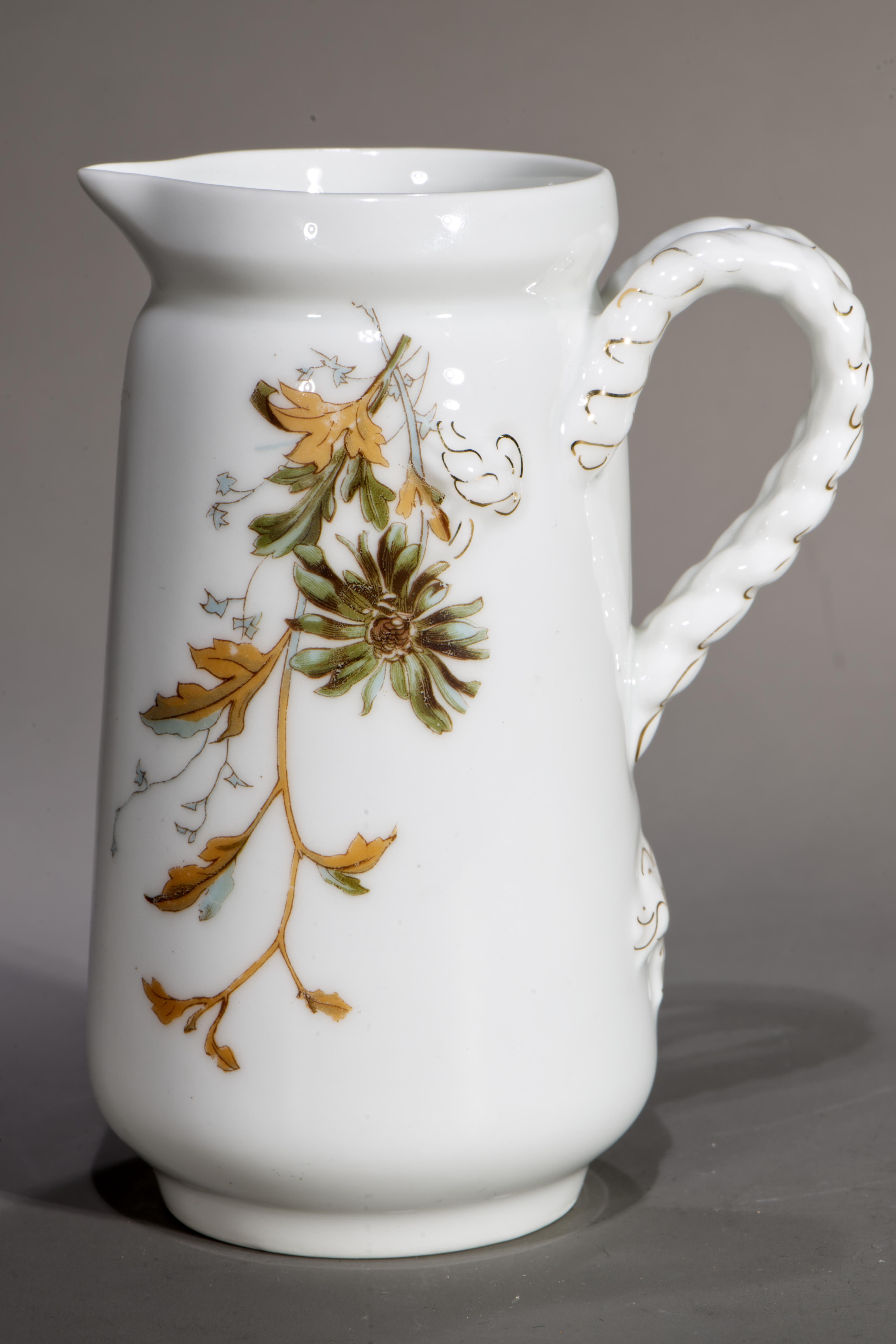 Vernissé Pichet à sucre et à crème ou à sirop en porcelaine de Limoges Haviland, Old Blackberry 1889 en vente